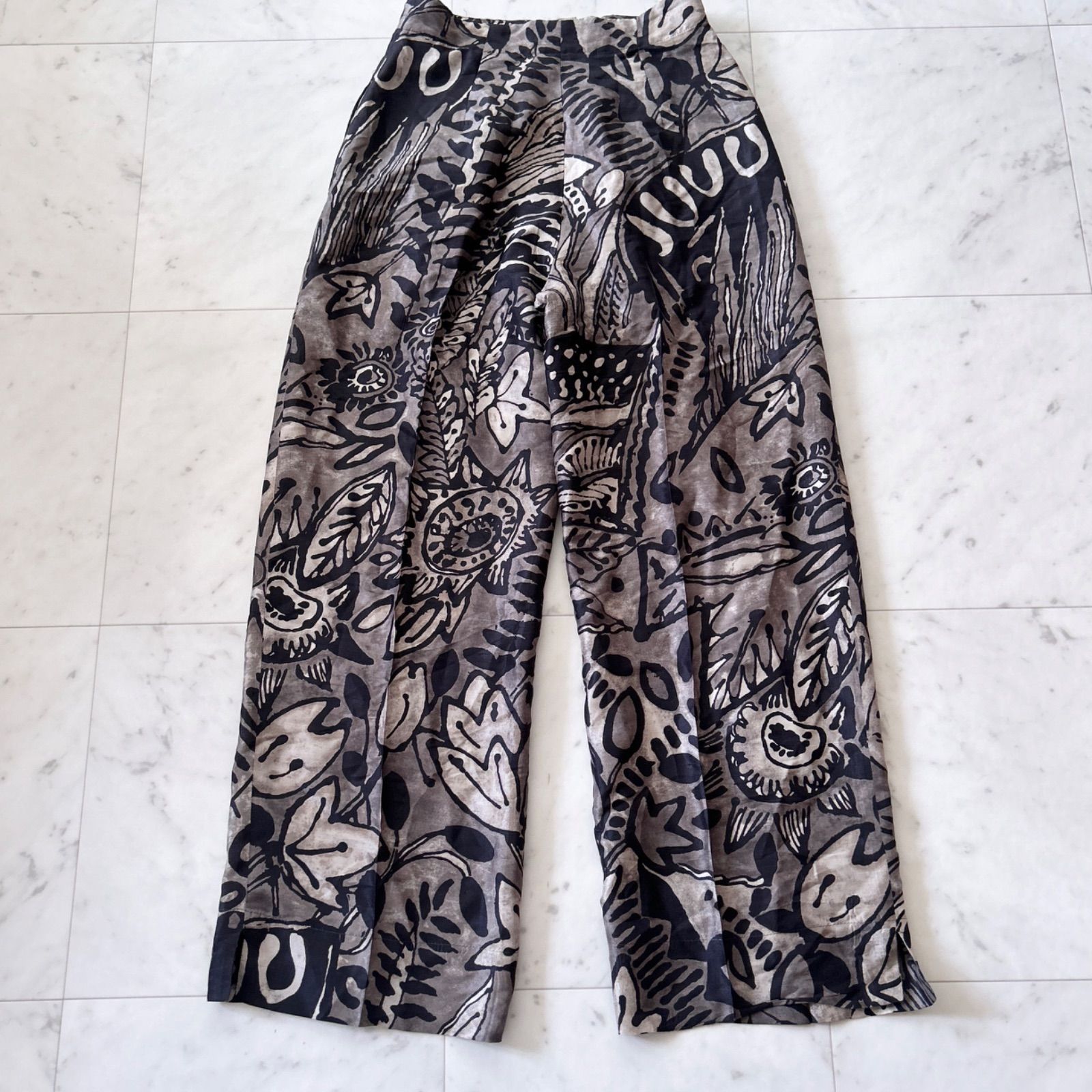 【Max Mara】シルクパンツ 美品 MaxMara シルク100% 総柄ワイドパンツ 38 イタリア製