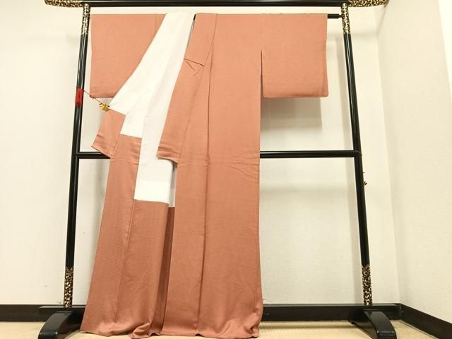 平和屋着物○本加賀友禅作家 毎田仁郎監修 上質な色無地 草花