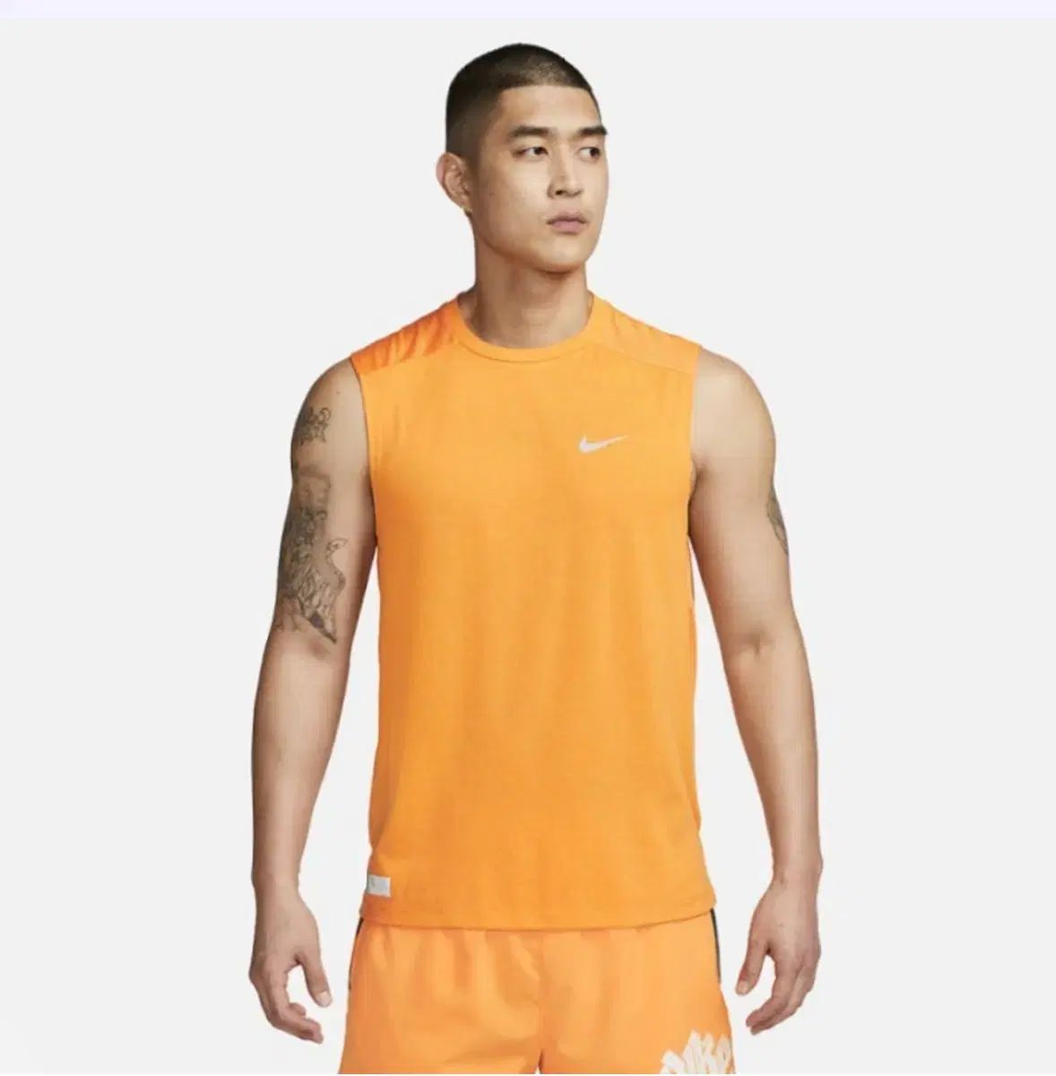 NIKE ナイキ