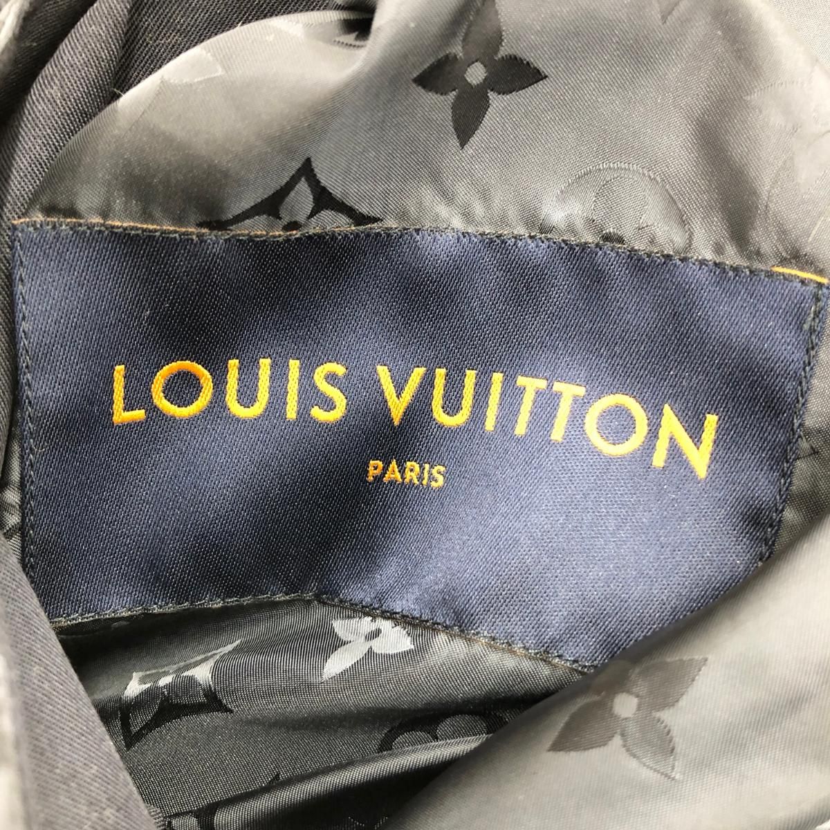 美品 LOUIS VUITTON ルイヴィトン リバーシブル モノグラム ダウン 