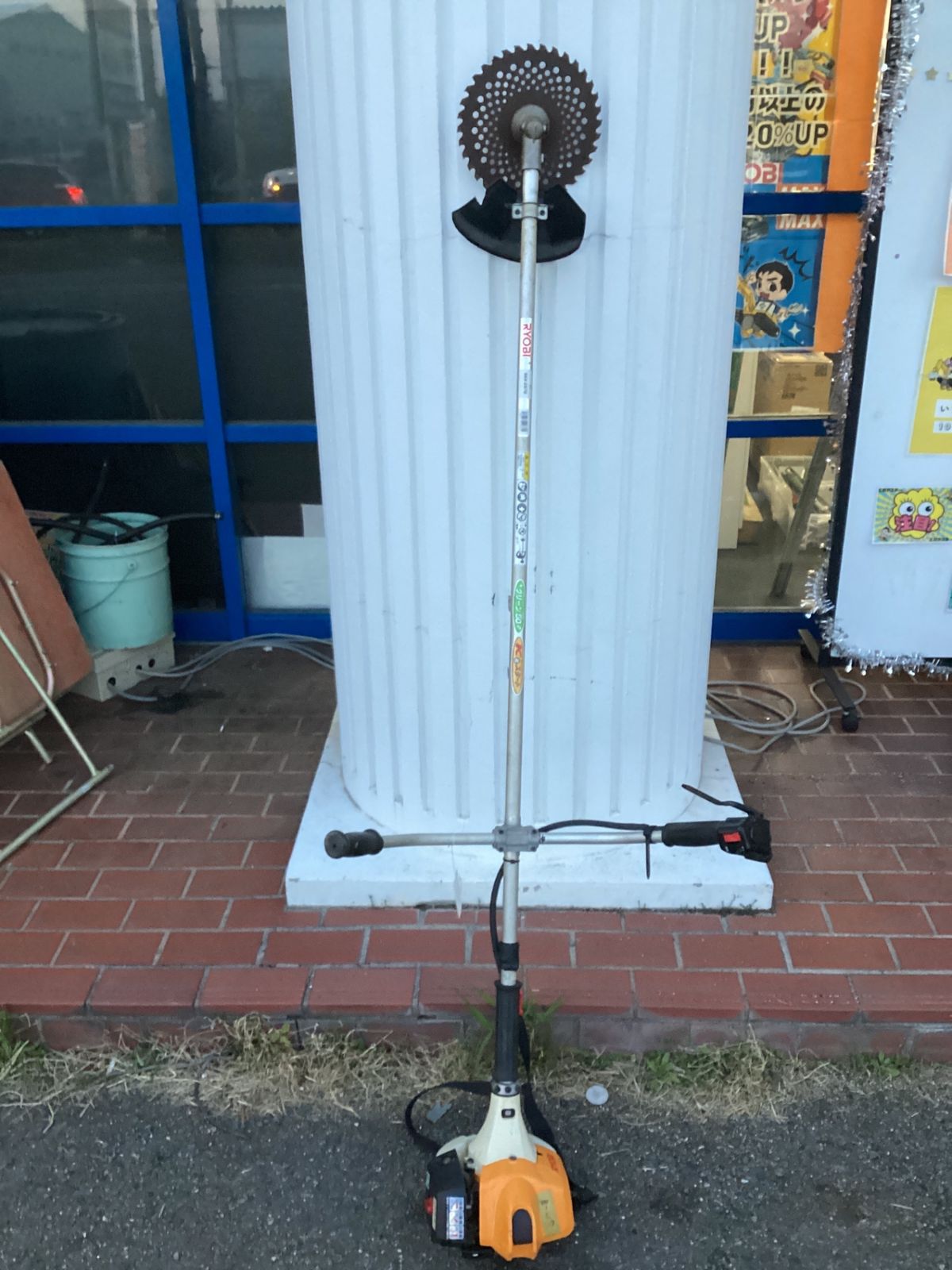 リョービRYOBI 草刈り機　　作動確認済み agriz_ryb-ekk2660