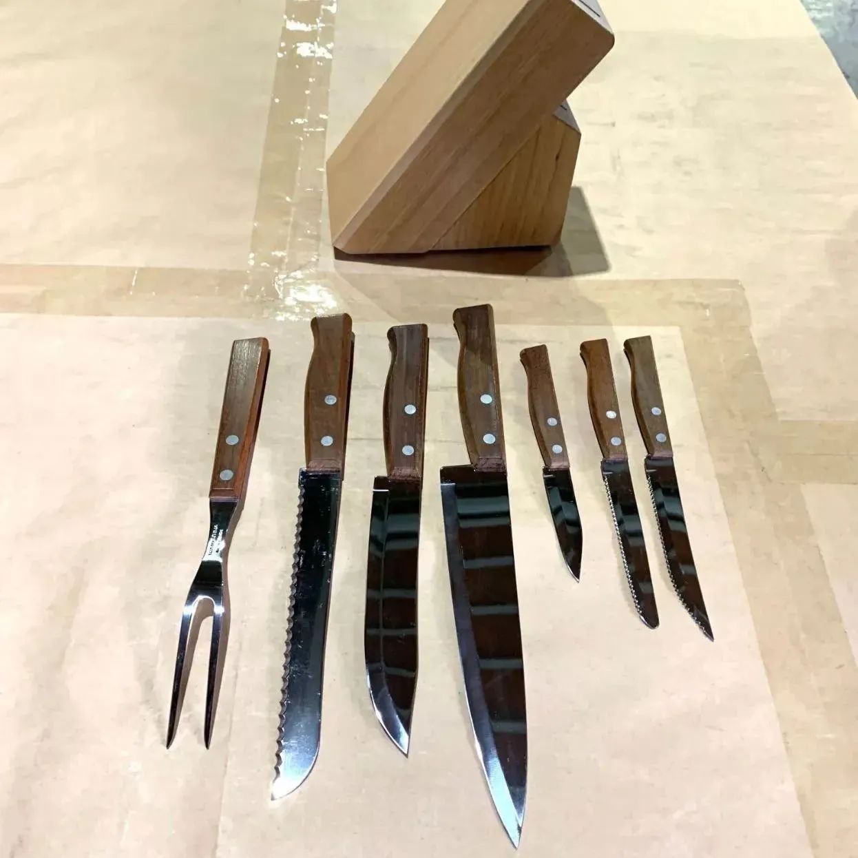 TRAMONTINA ナイフカトラリー 8点セット トラディショナル