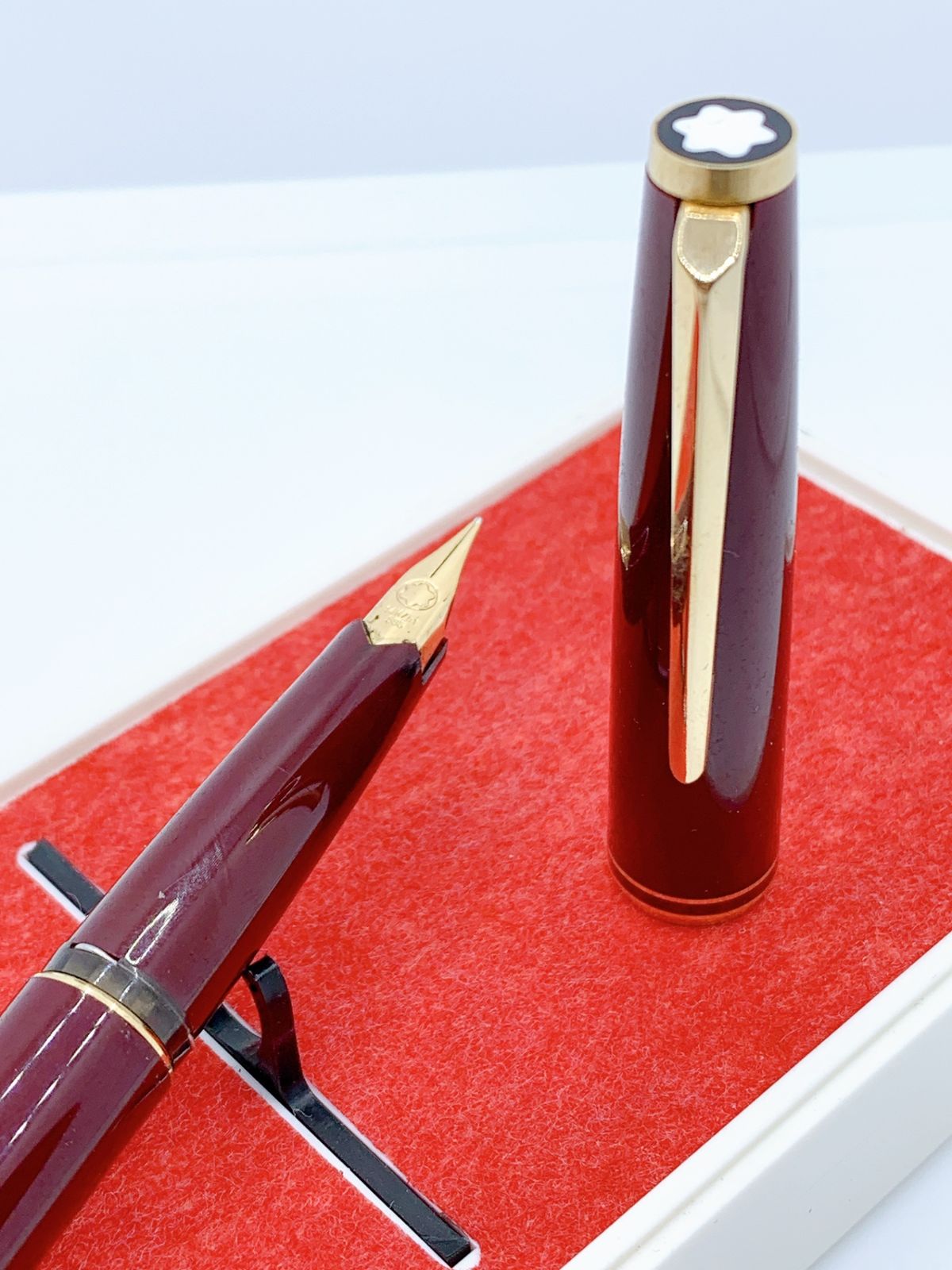 MONTBLANC/モンブラン 万年筆 14K/585 えんじ/ゴールド ペン先F