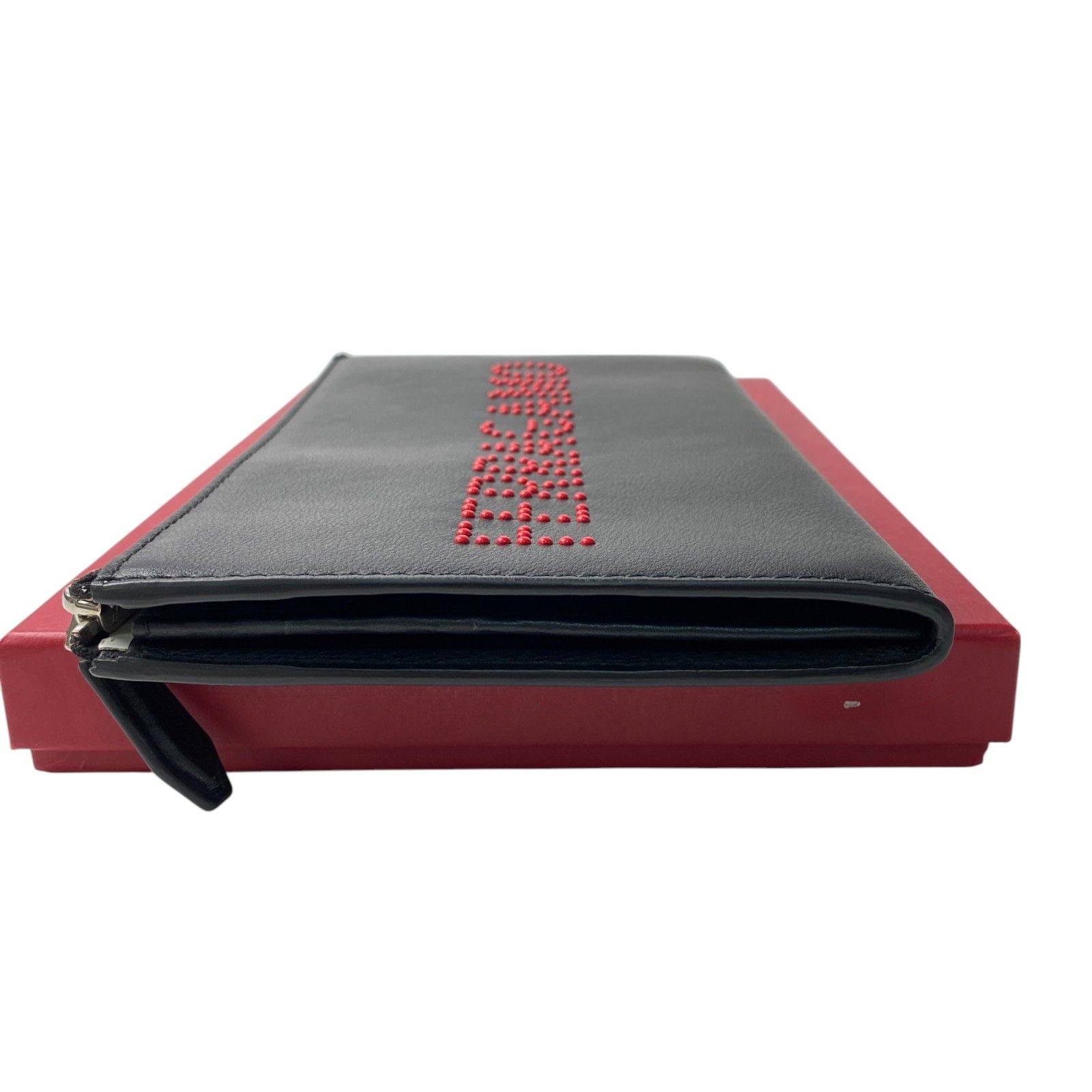 クラッチバッグ