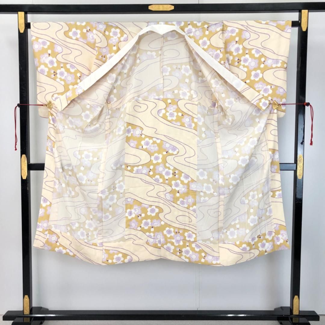 長襦袢 単衣 流水 桜の花模様 麦藁色 半衿付 J-339