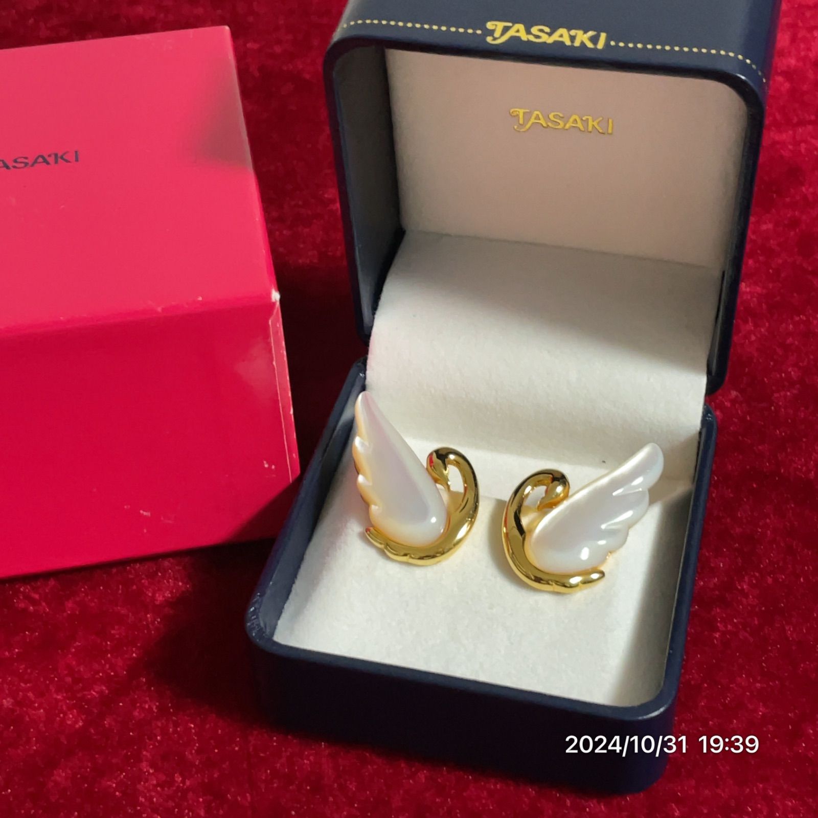 美品 TASAKI タサキ スワン 白鳥モチーフ 白蝶貝 ゴールド ボディ 