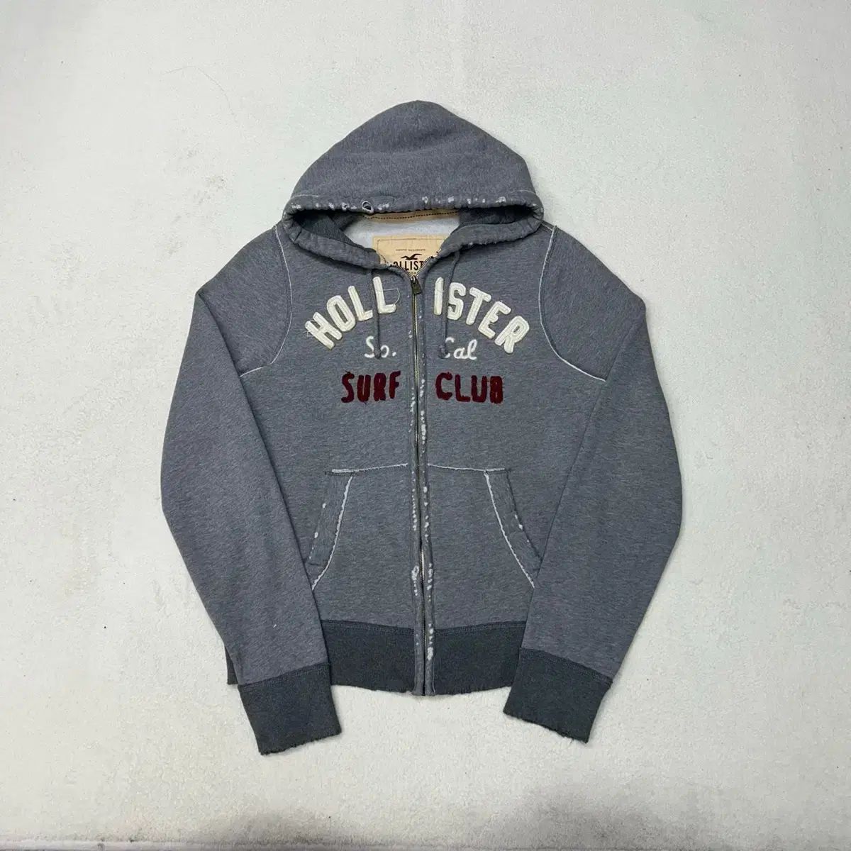 Hollister(ホリスター) フード付き ジップアップパーカー