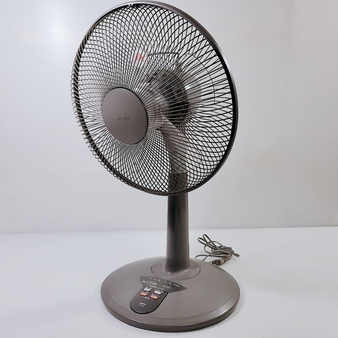 SANYO スタンド扇風機 青い3枚羽根 SANYO スタンド扇風機 青い3枚羽根