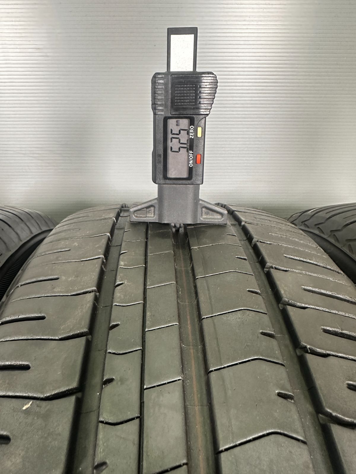 195|50R16 ブリヂストン