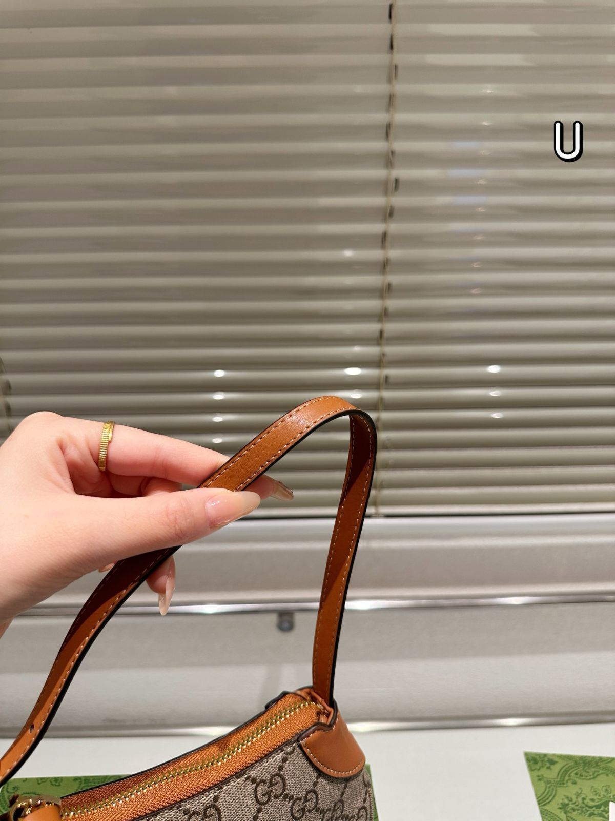 GUCCI アンダーアームバッグ　グッチ 今日特価】Gucci New Arrival Underarm Bag - グッチ 新品