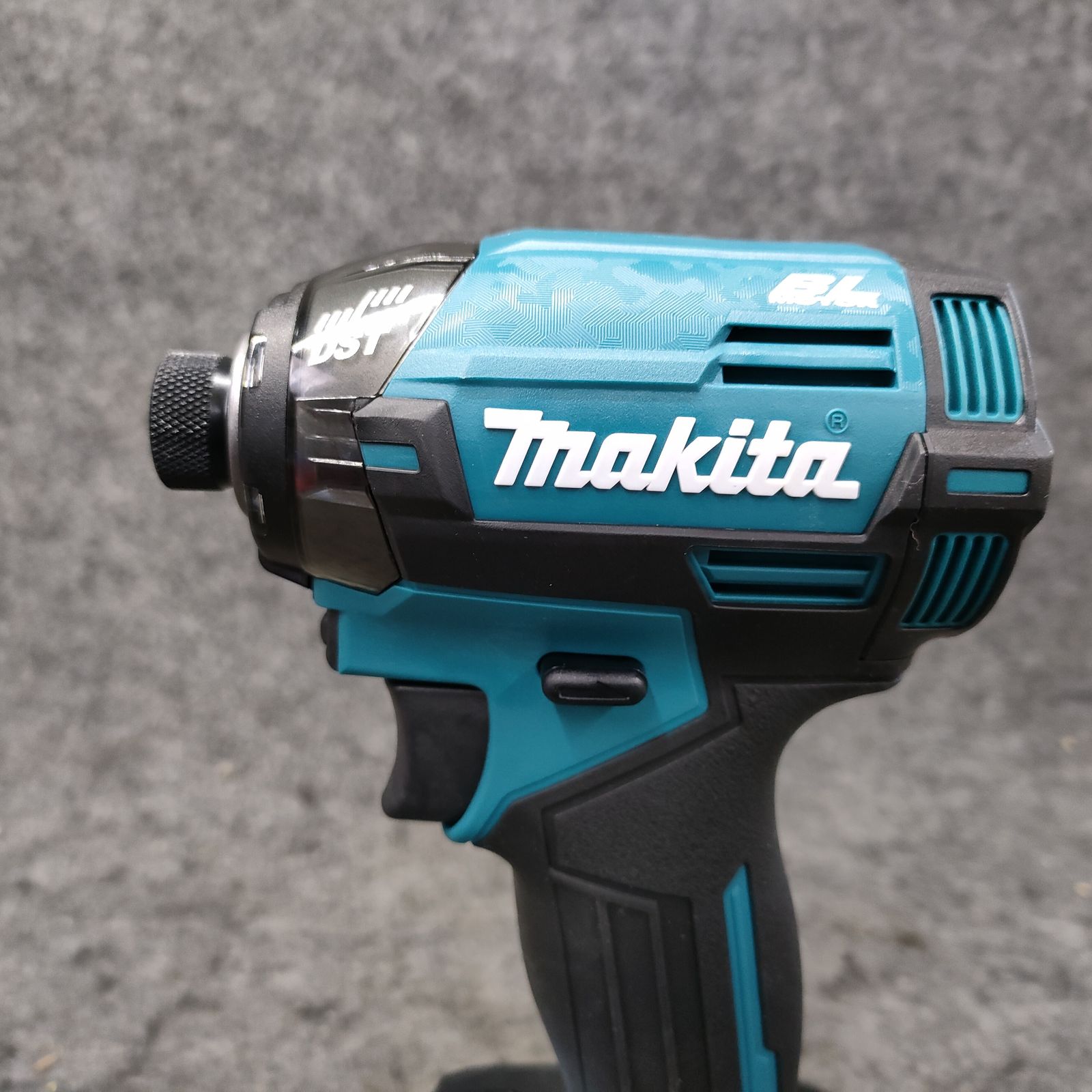 マキタ makita