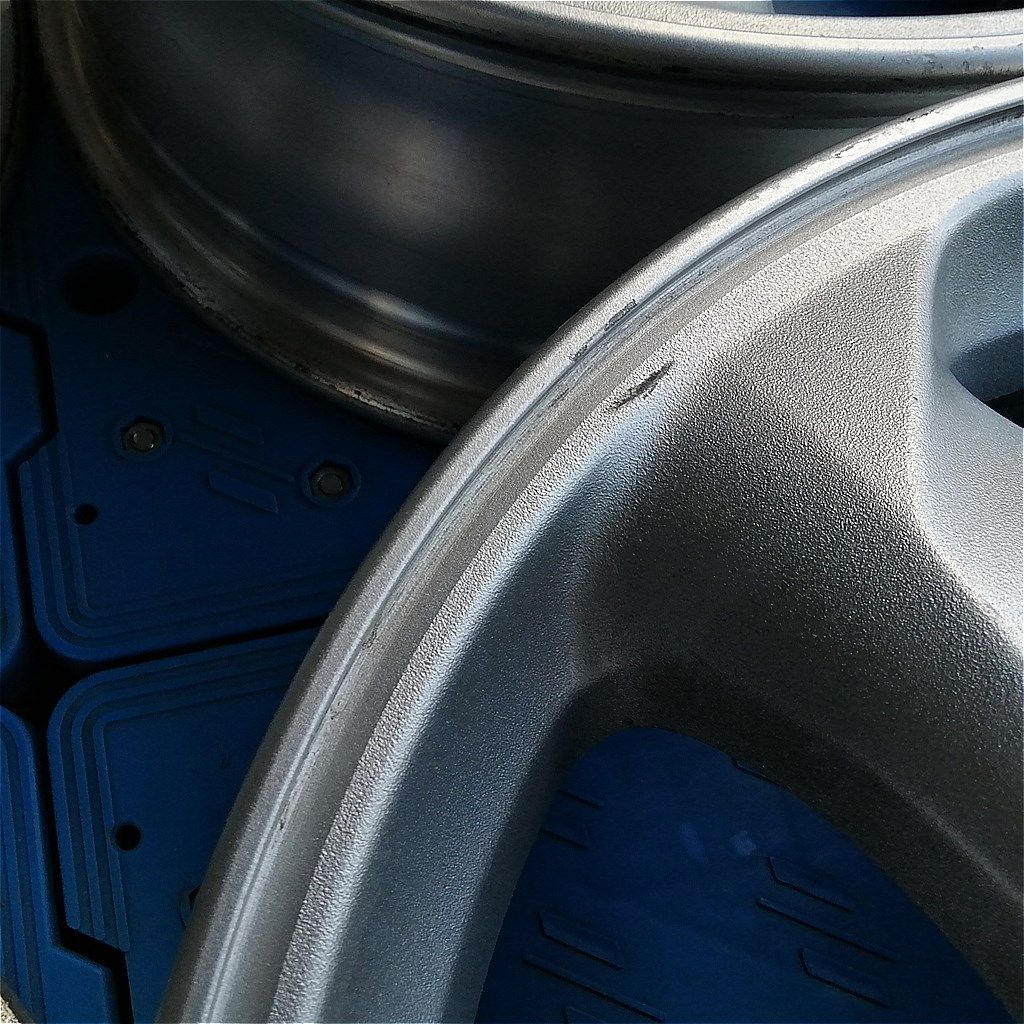 純正アルミ 16x6J