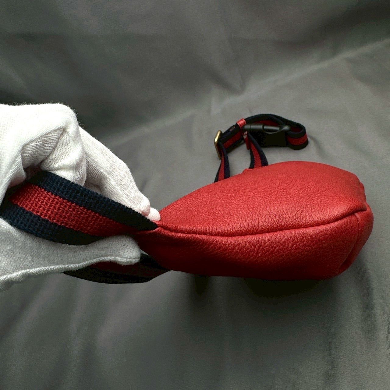 【美品】GUCCI レッド ボディバッグ Amazon | [グッチ] ボディバッグ ウエストポーチ メンズ 530412