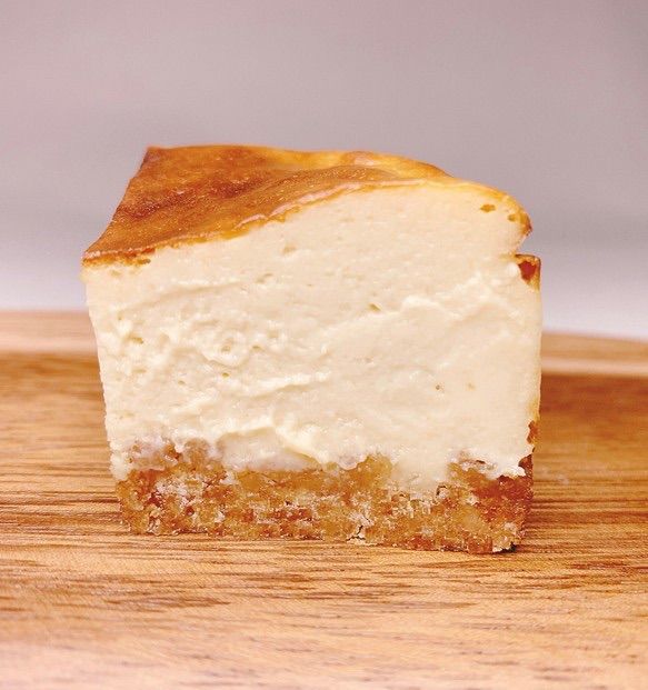 ザクとろっ❣️天使の豆乳バスクチーズケーキ（小）【グルテンフリー・白砂糖不使用】-1