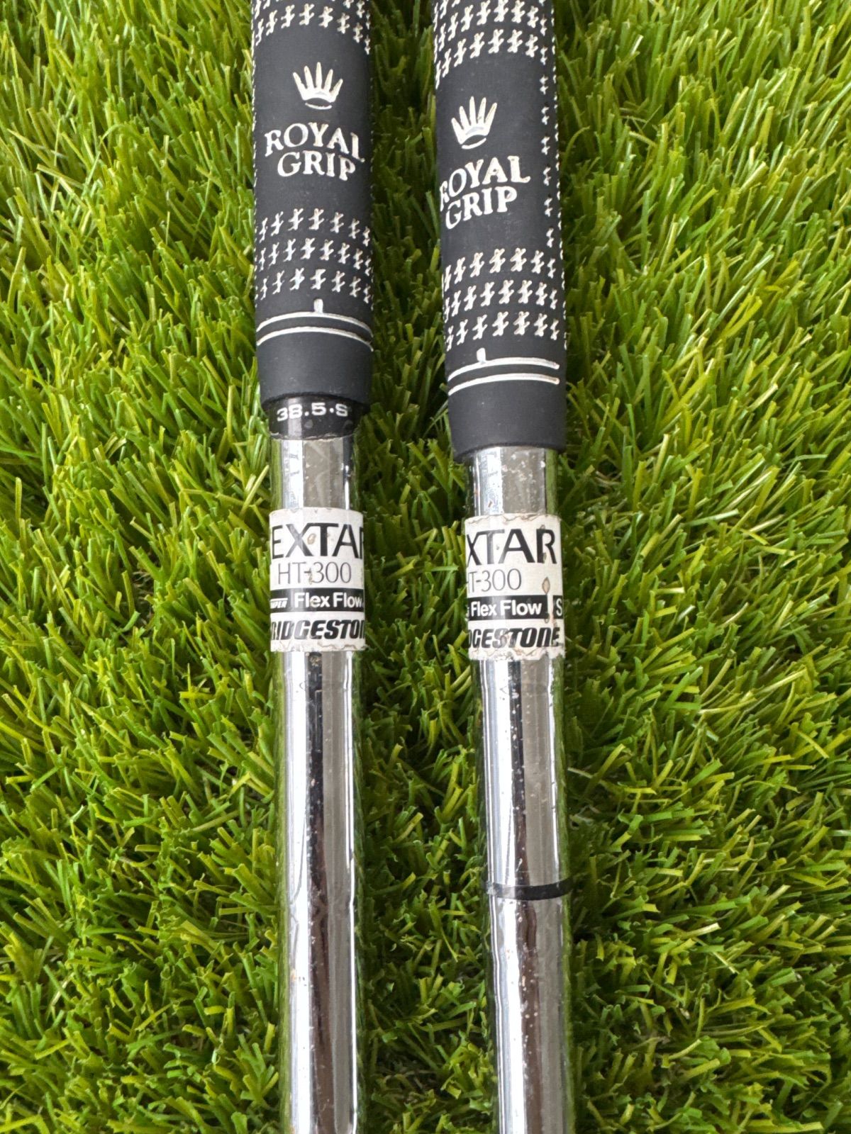 ブリヂストン アイアン 2本 右 BRIDGESTONE REXTAR HT-300 - メルカリ