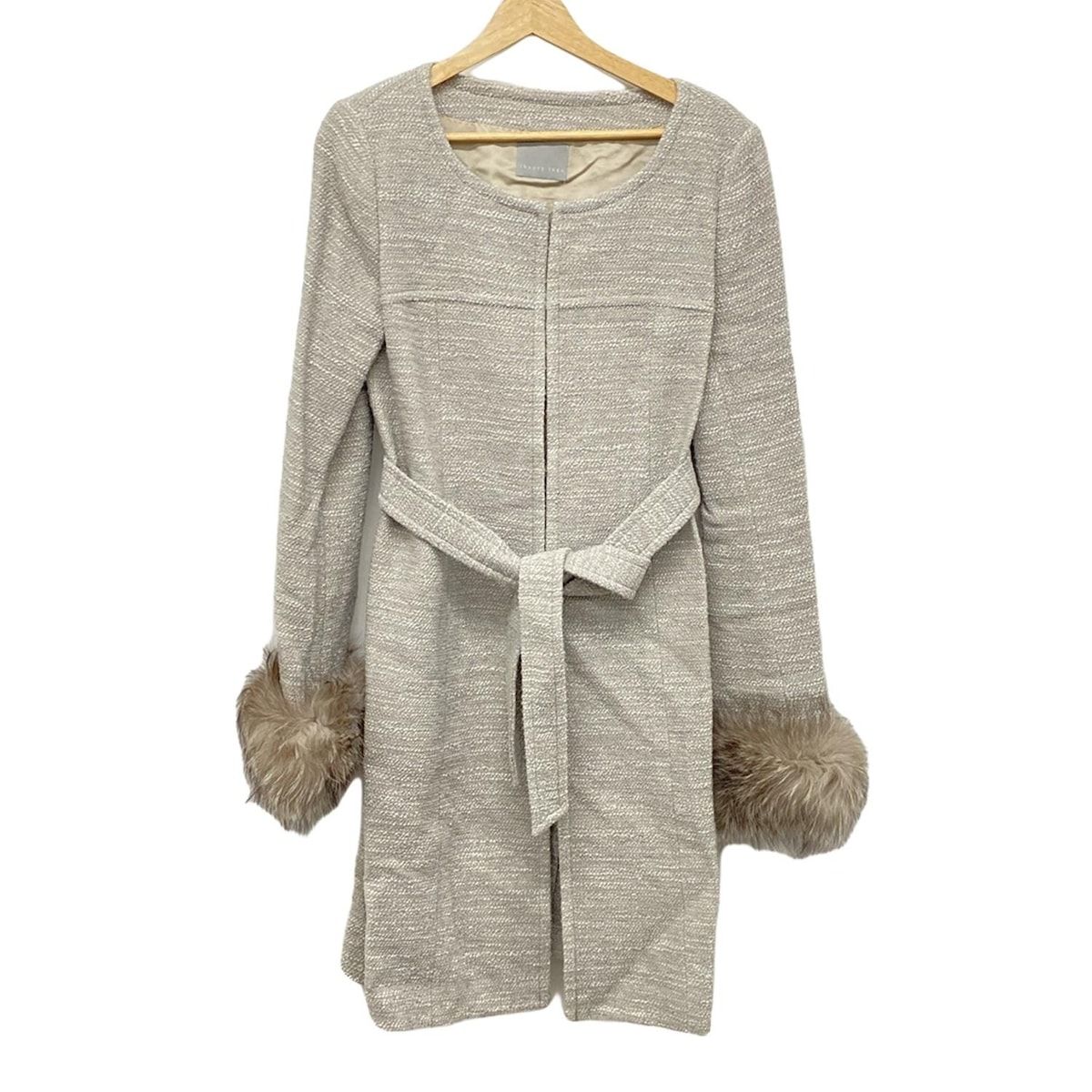 セオリーリュクス 2022ピーコート風コートベージュ38未使用6.9万 セオリーリュクス 2022ピーコート風コート38グレーベージュ未使用6.9万