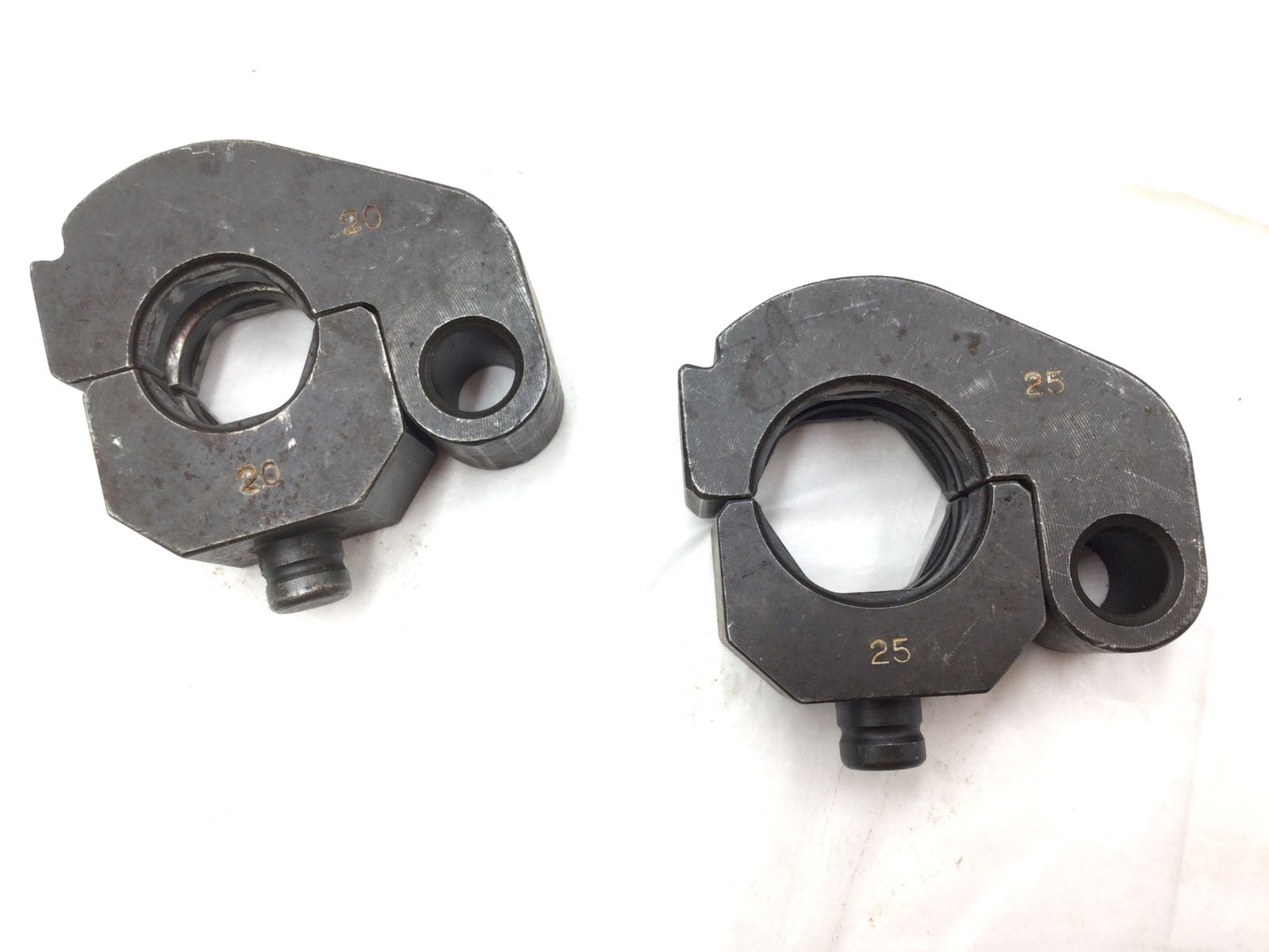 プレス式締付工具