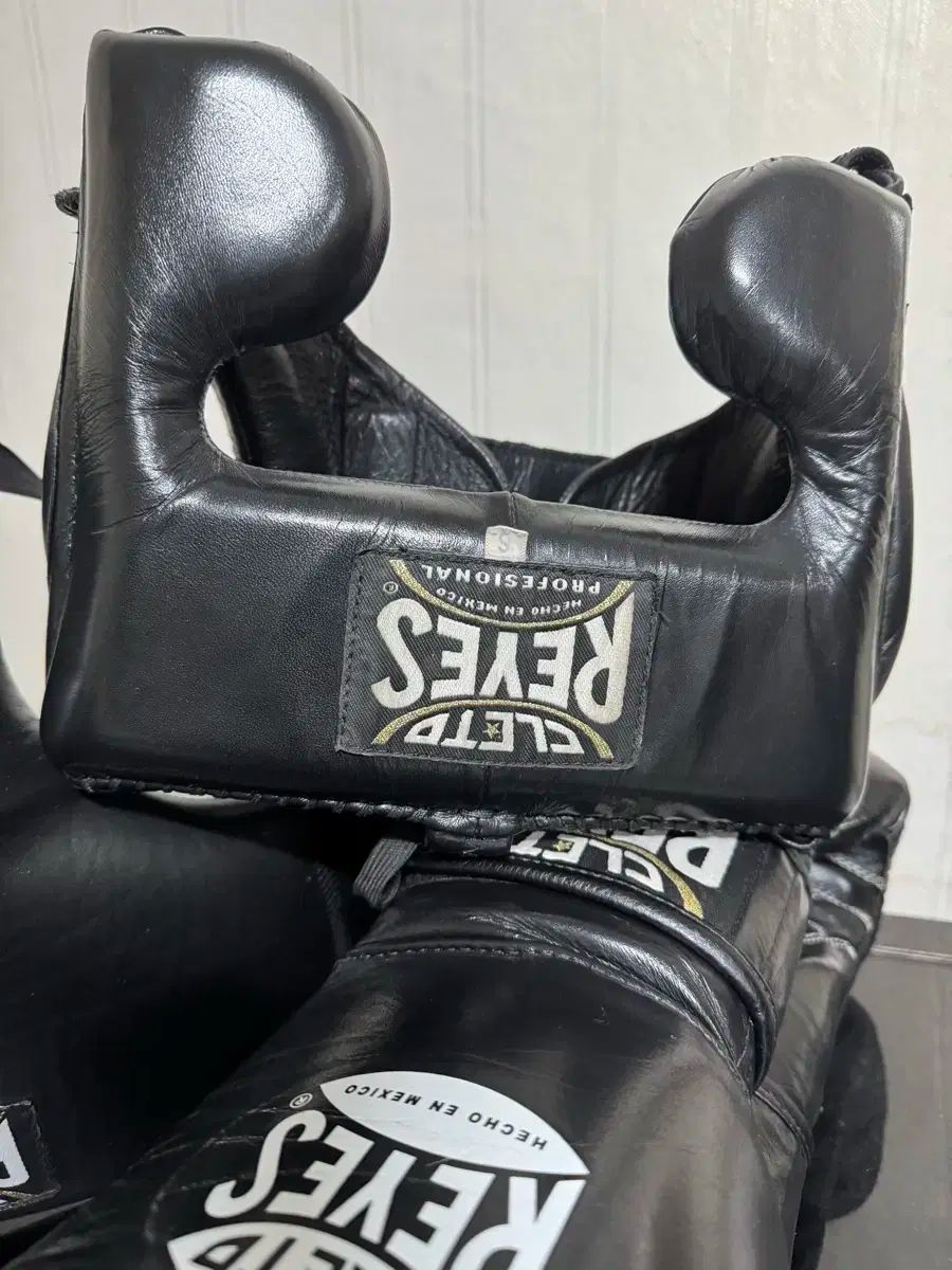 レイエス 8 オンス グローブ 販売 レイジェス(reyes) 競技用公式