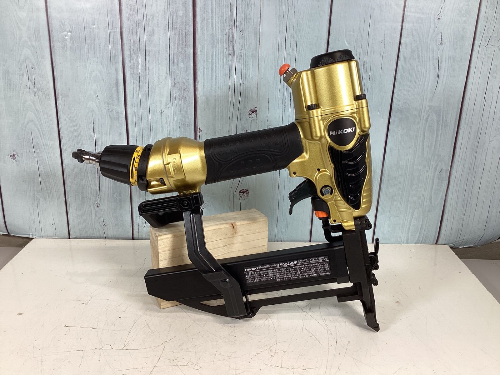 日立工機 高圧フロアタッカ