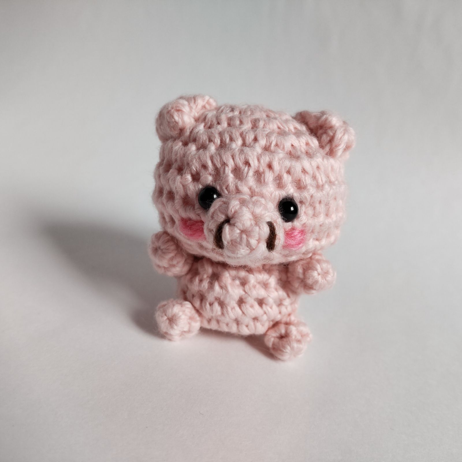 メルカリshops あみぐるみ ちびぶた コットンピンク きらぴんくほっぺ ストラップ