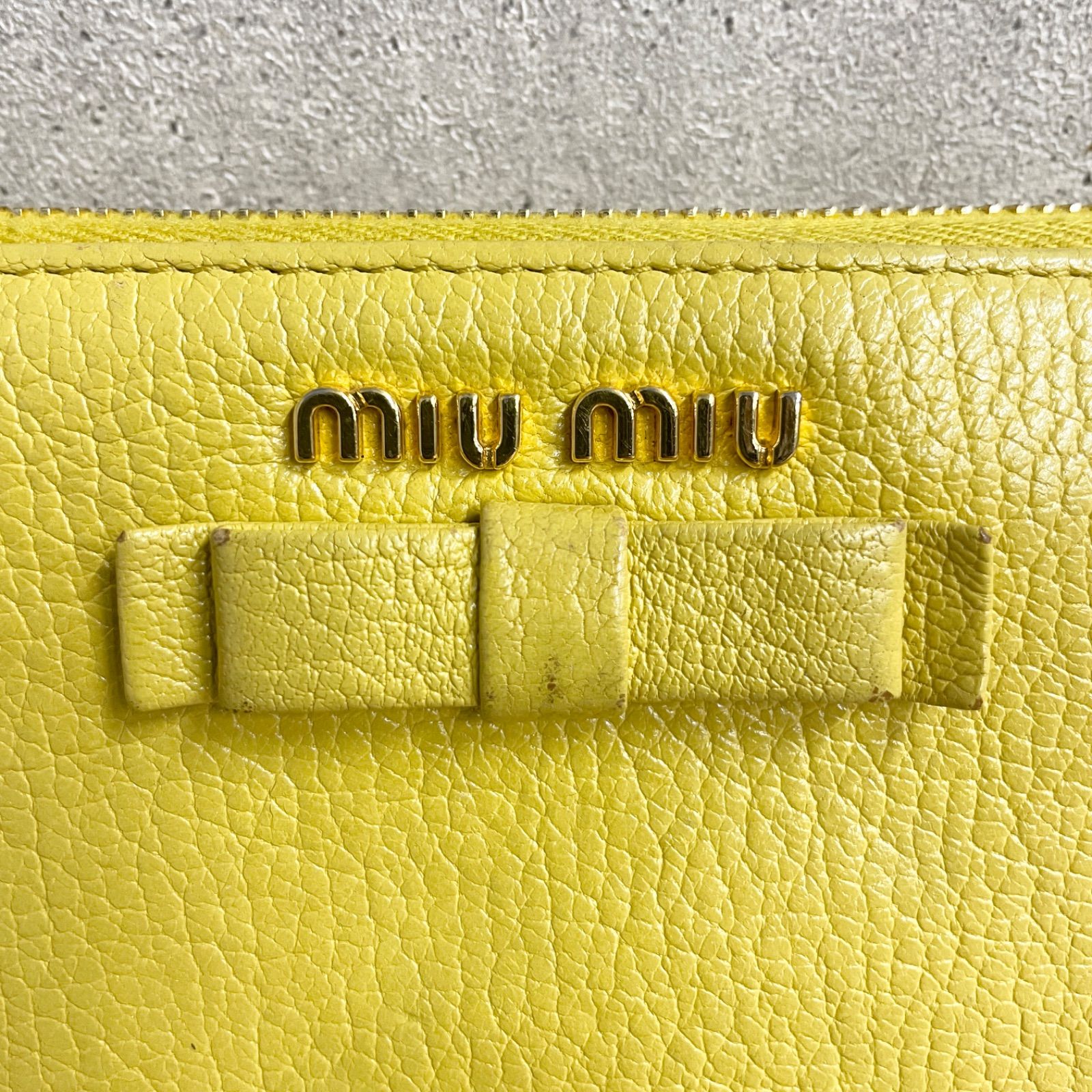 miumiu ミュウミュウ 長財布 レザー リボン イエロー ラウンド