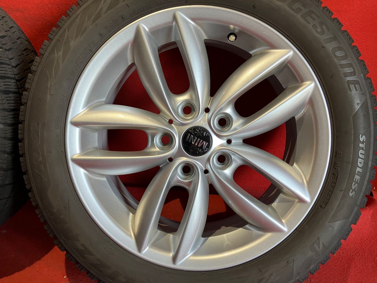 205/55R17インチ スタッドレスタイヤセット NANKANG 4本セット 205/55R17 スタッドレスタイヤ ナンカン AW-1