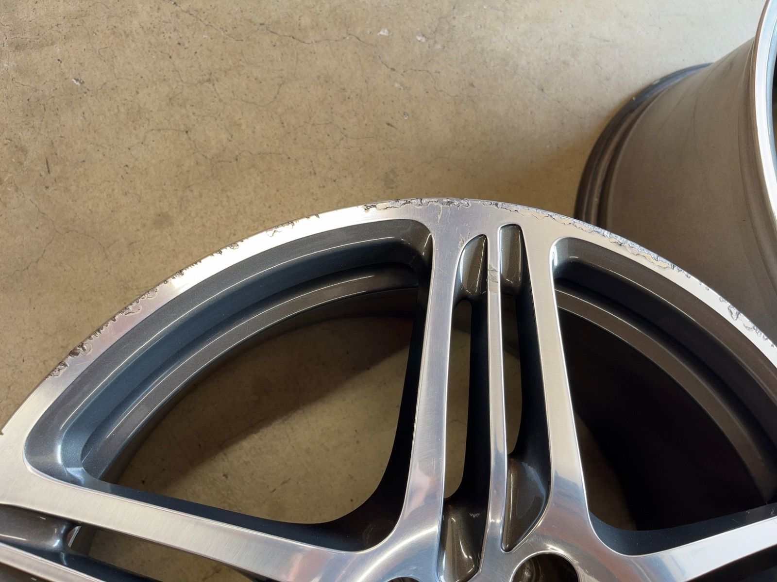 送料無料、２０１４新作！ ポルシェ 997 ターボ 純正品 ワイドボディー用 19インチ 4本セット 海外コンビニコラボ公式限定商品