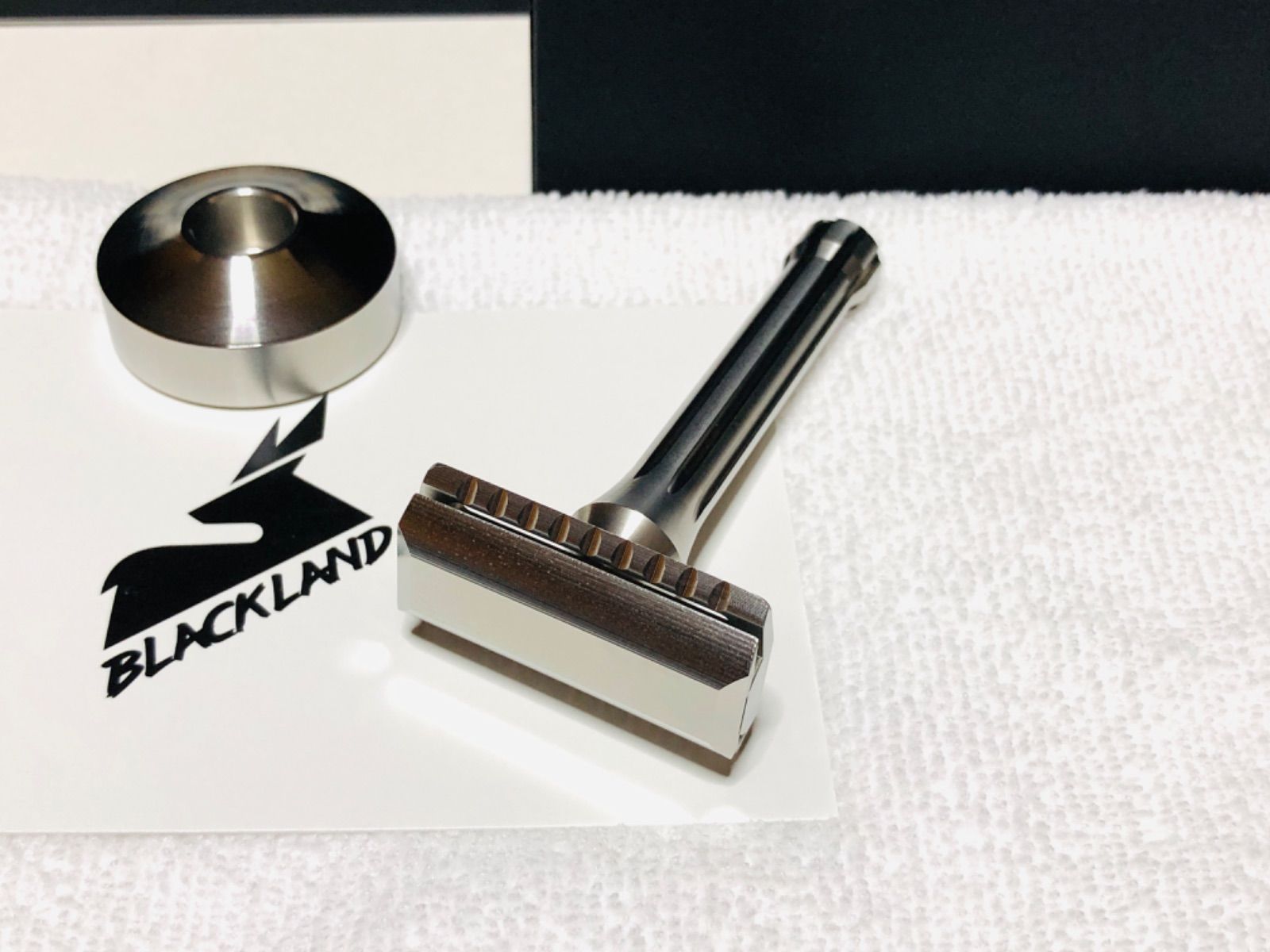 Blackbird SS SB Finish Machined 両刃カミソリ