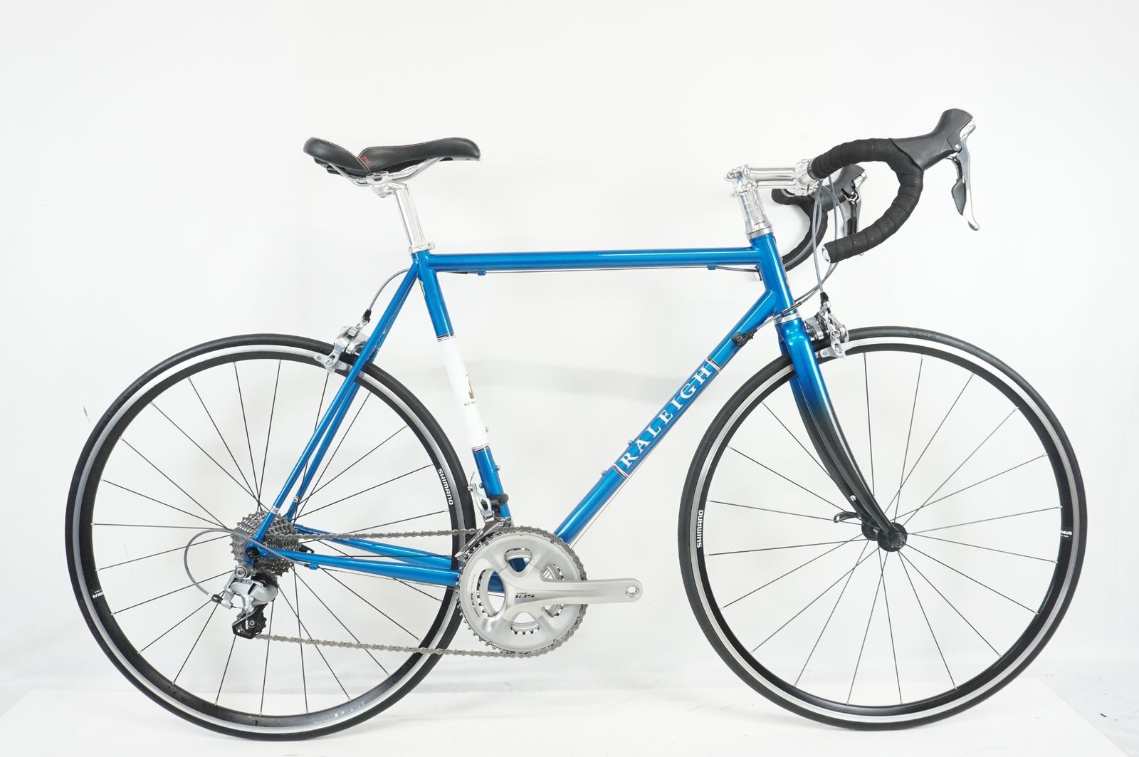 TREK 「トレック」」 EMONDA SL5 DISC 2022年モデル ロードバイク