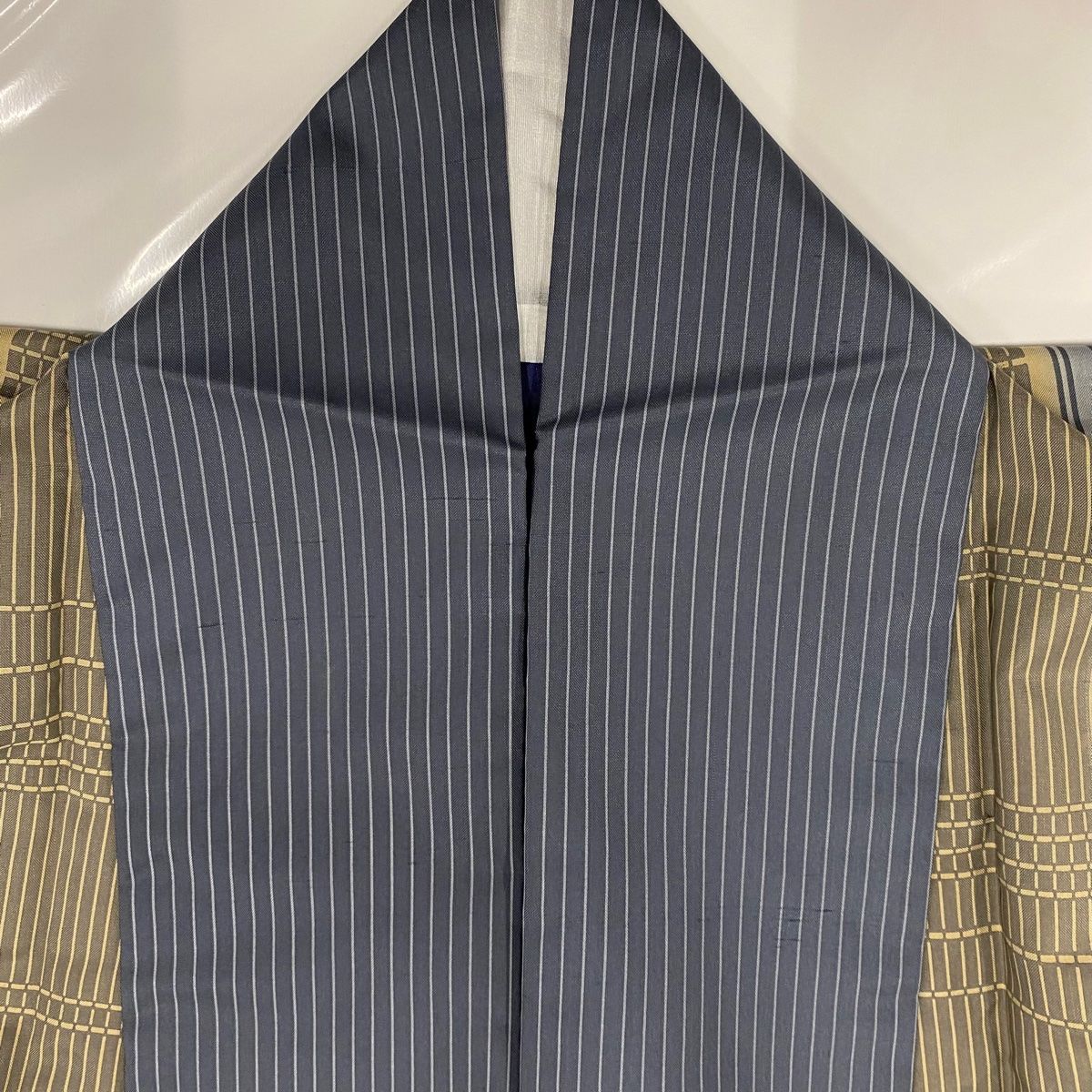 紬 身丈160cm 裄丈62.5cm S 単衣 縦縞 幾何学 青灰色 正絹 美品 名品  