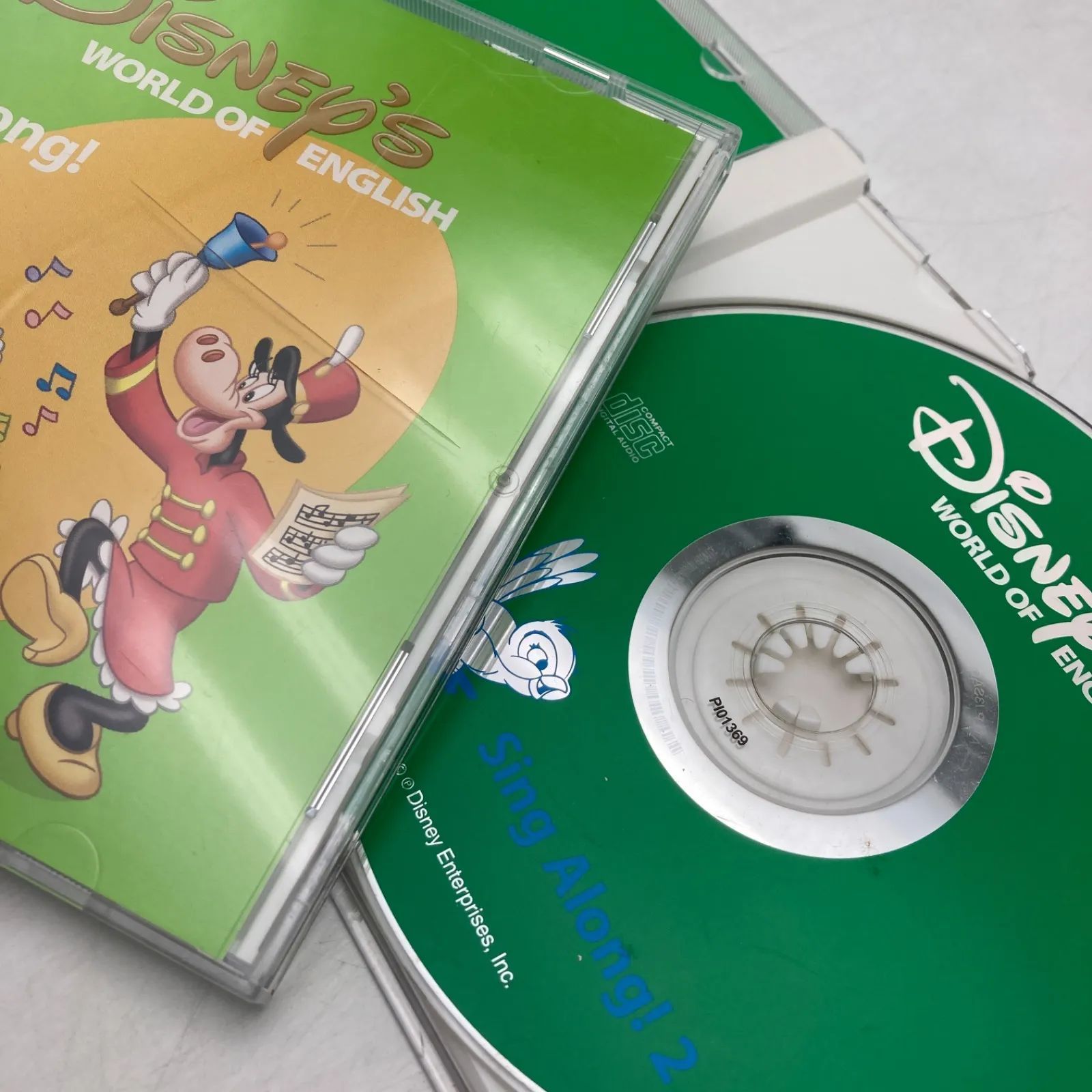 ワールドファミリー