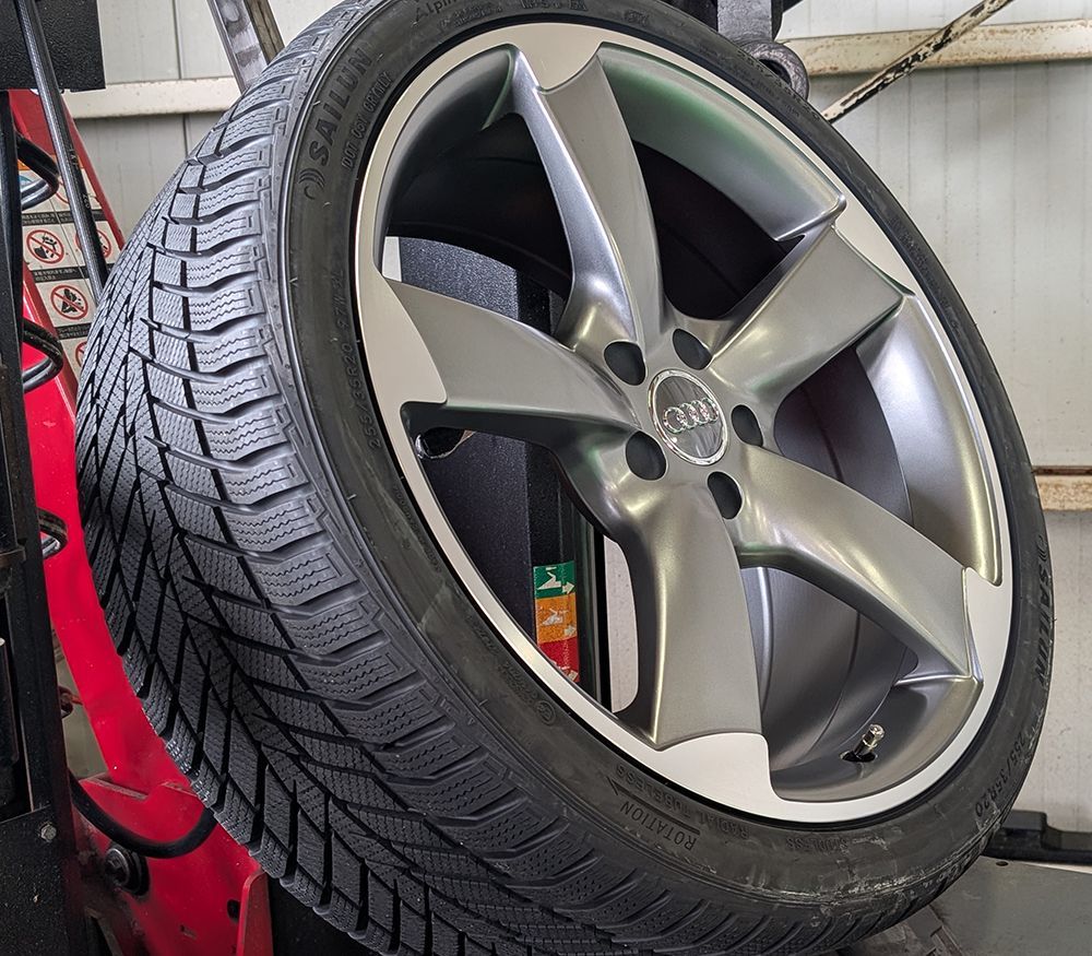 一覧爆安！ アウディ A5 A6 A7 SAILUN Alpine EVO2 255|35R20 20インチ スタッドレス タイヤ ホイール セット audi 人気アイテム安い通販。