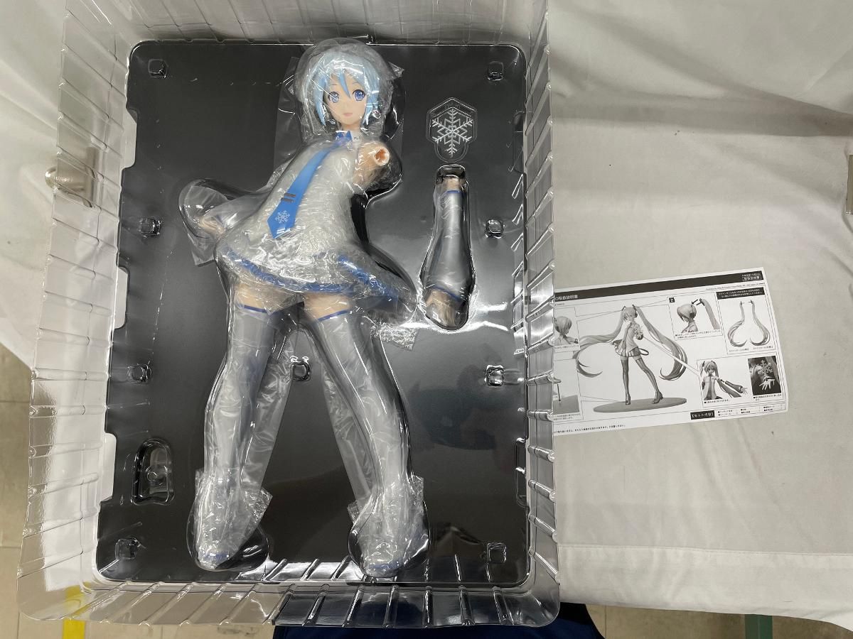キャラクター・ボーカル・シリーズ01 SNOW MIKU 雪ミク 1/4スケール 41WI7hv8zEL.jpg_BO30,255,255,