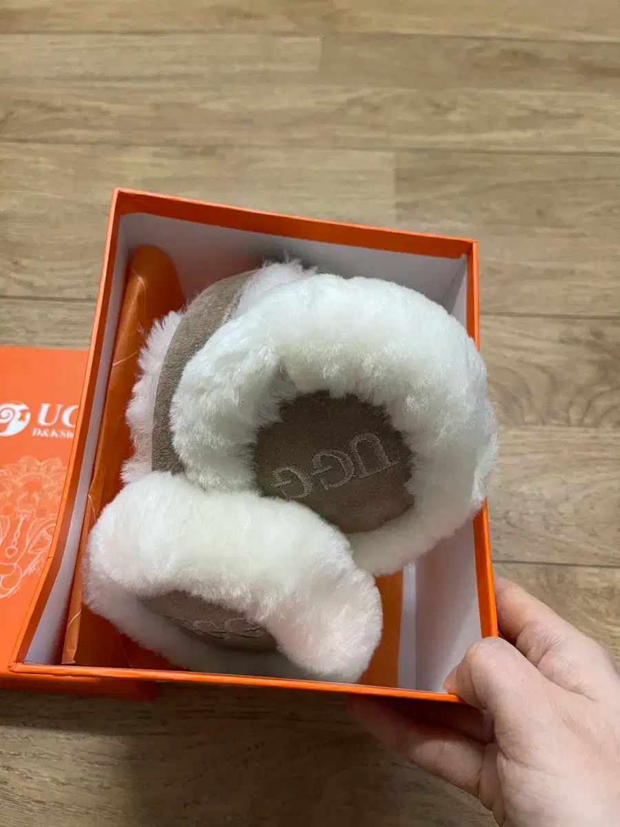 色