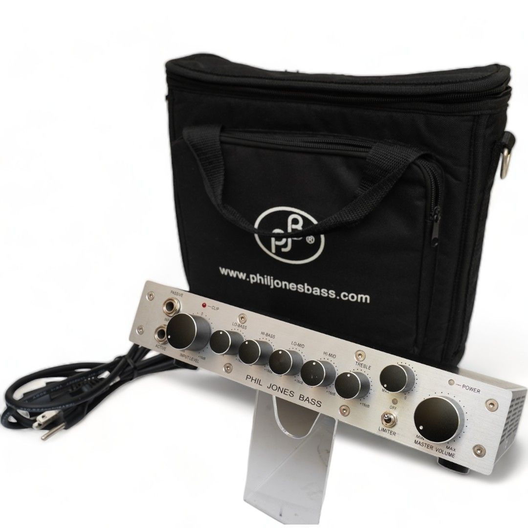 極上美品】 PHIL JONES BASS フィルジョーンズ ベースアンプ D 極上美品】 PHIL JONES BASS フィルジョーンズ ベースアンプ D