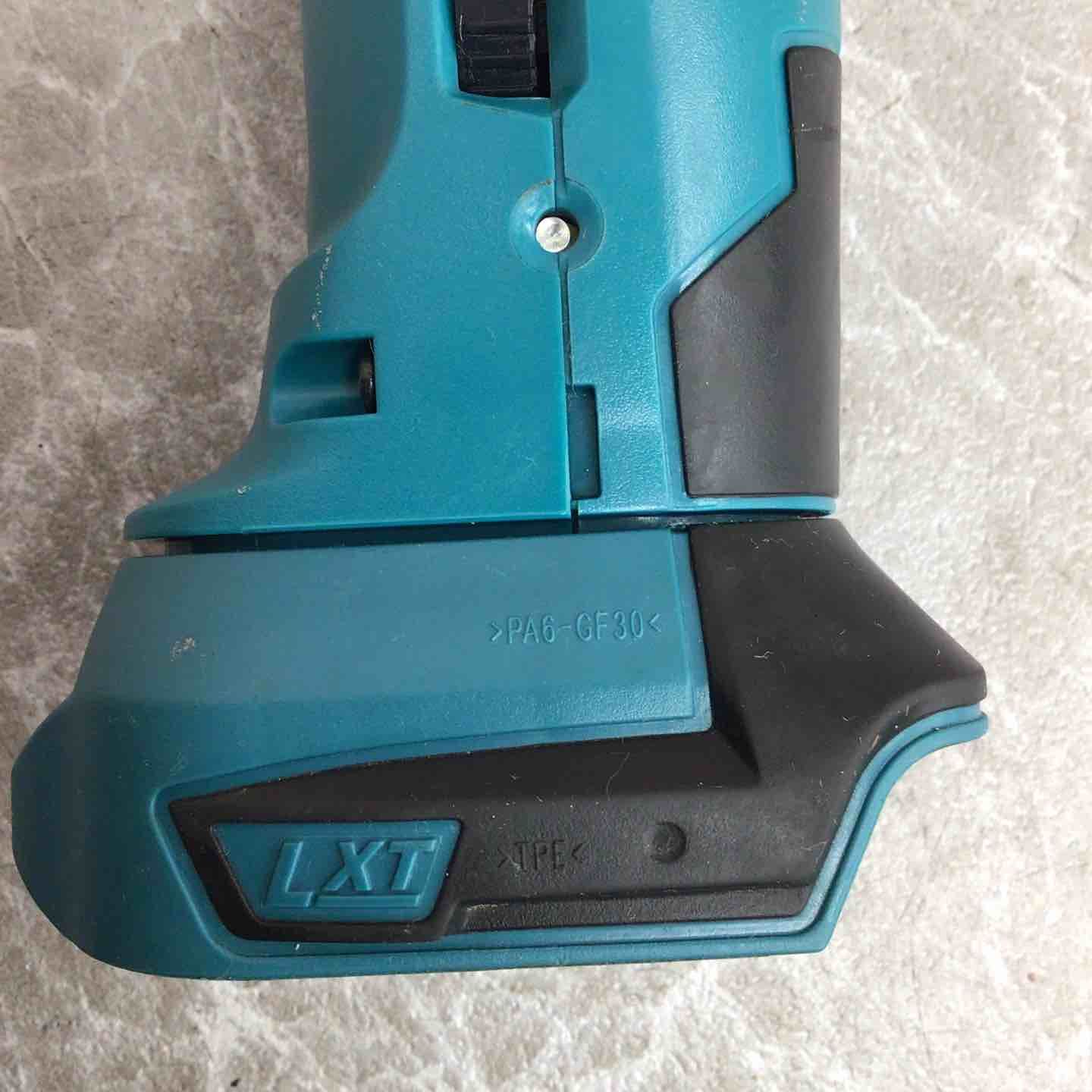 ◇マキタ Makita 18V 充電式マルチツール 本体のみ XMT03Z【八潮