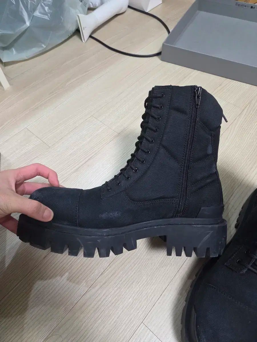 バレンシアガ ストライク ブーツ 43 BALENCIAGA(バレンシアガ) STRIKE LACE-UP ストライクレースアップ