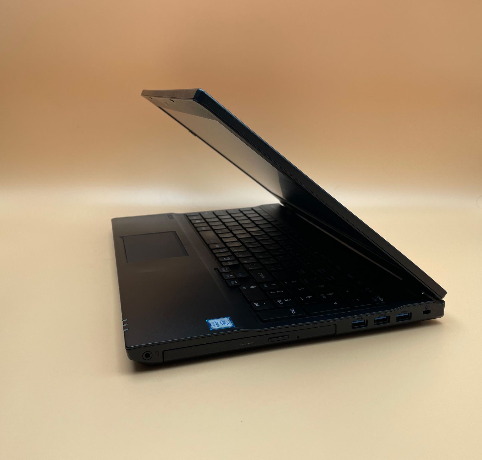 ノートパソコンNEC Win11搭載 i5 8世代 SSD256GB 設定済み 初心者に