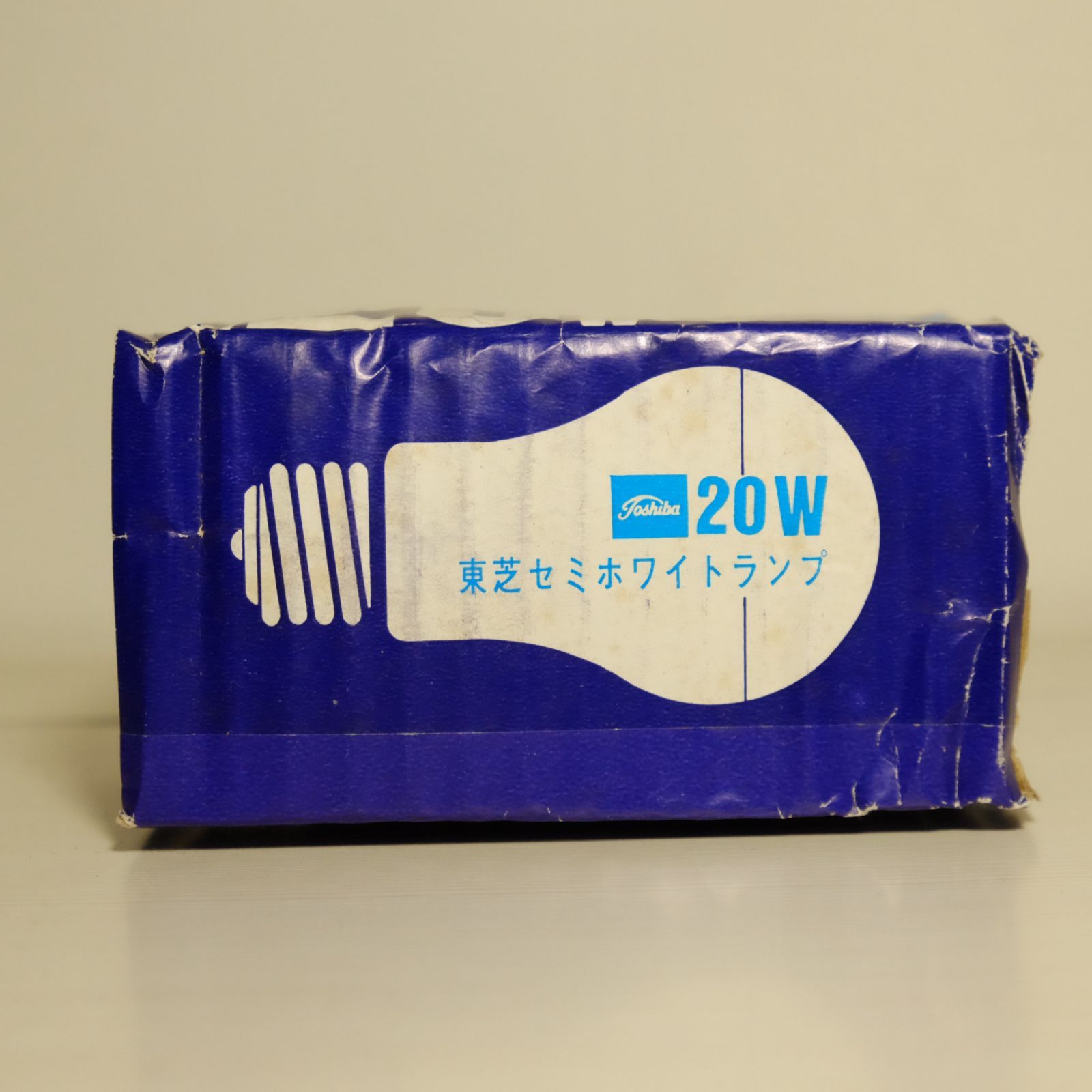 昭和レトロ 東芝 棚 車用品 自動車用 電球 昭和レトロ 東芝 棚 車用品 自動車用 電球