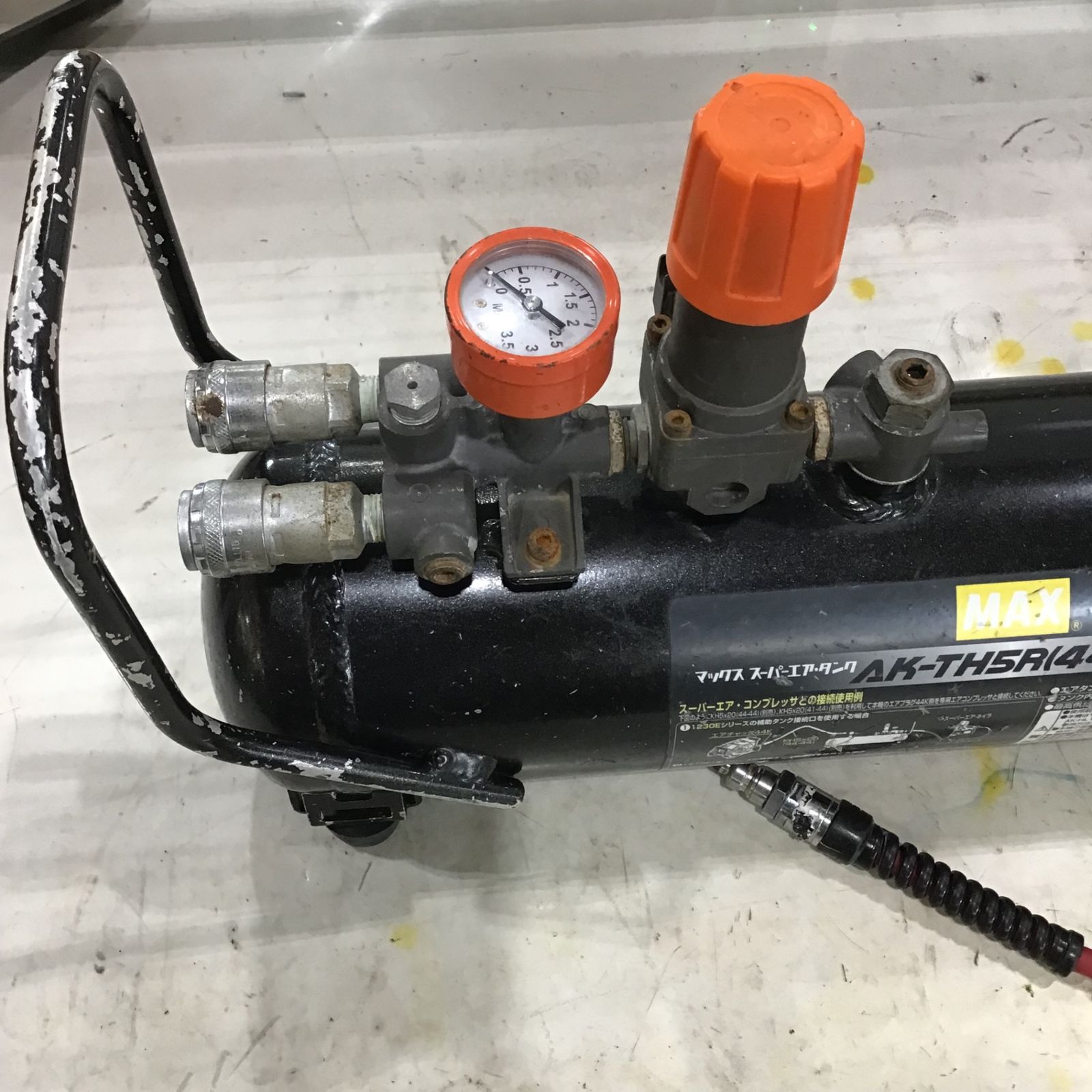 MAX マックス AK-TH5 高圧接続タンク【リライズ野田愛宕店】【店頭取引限定】【中古】IT3IRNOW73R4 MAX マックス AK-TH5 高圧接続タンク【リライズ野田愛宕店】【店頭取引