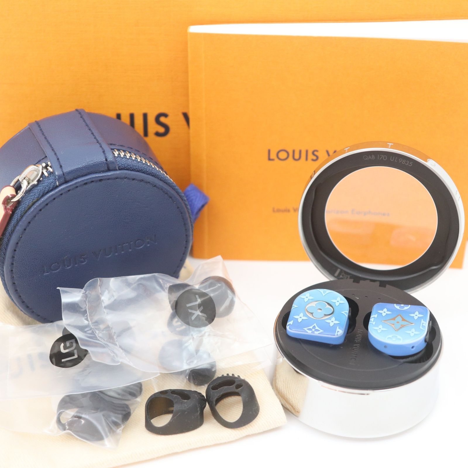 LOUIS VUITTON ワイヤレスイヤフォン ケース付き LOUIS VUITTON ワイヤレスイヤフォン ケース付き
