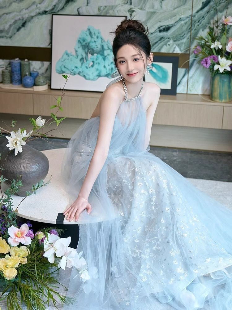 婚約パーティー 軽奢華