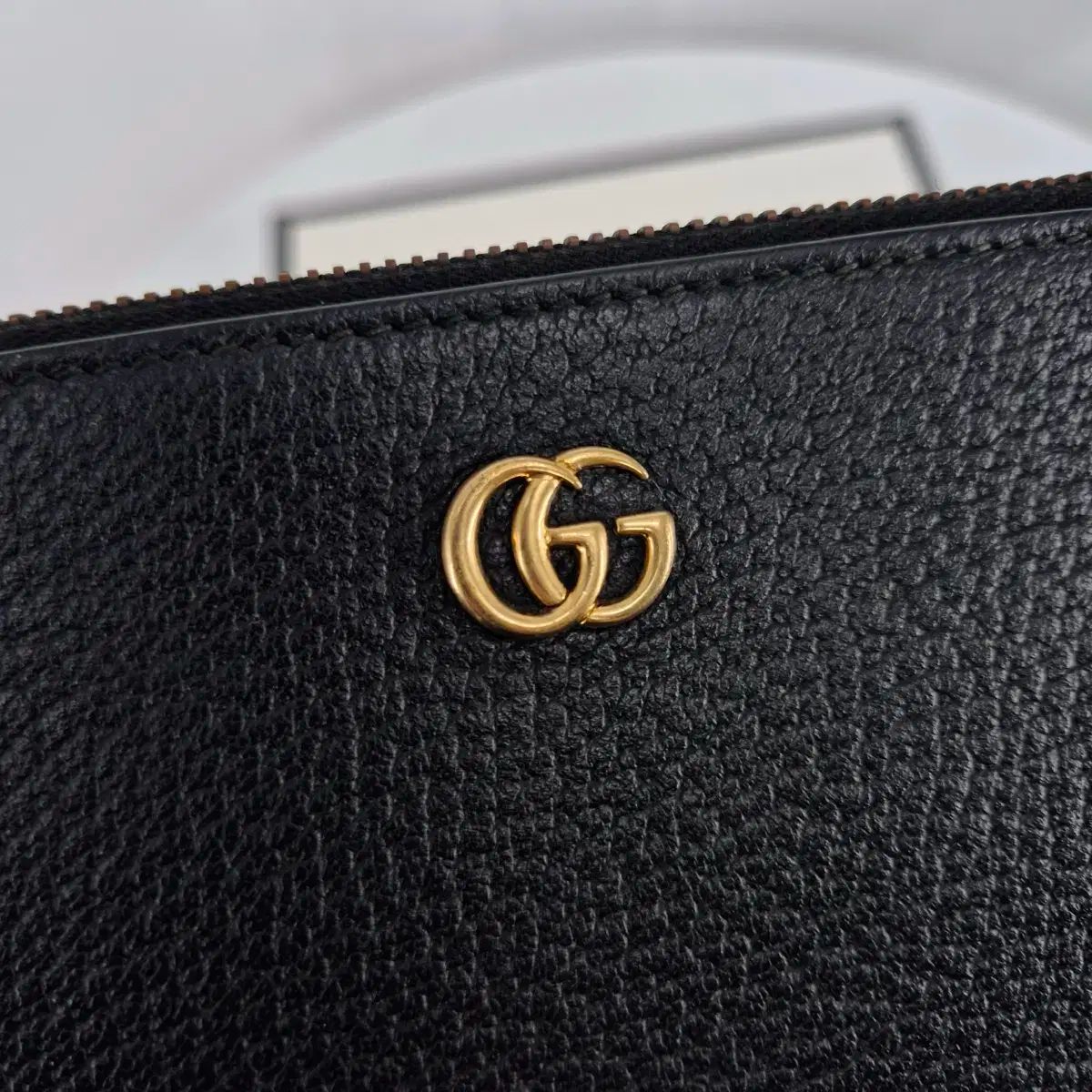 GUCCI グッチ