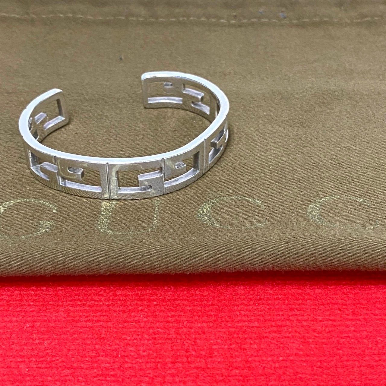 極 美品 希少品 GUCCI グッチ G ロゴ モチーフ シルバー925 ブレスレット バングル アクセサリー 小物 メンズ レディース  35137