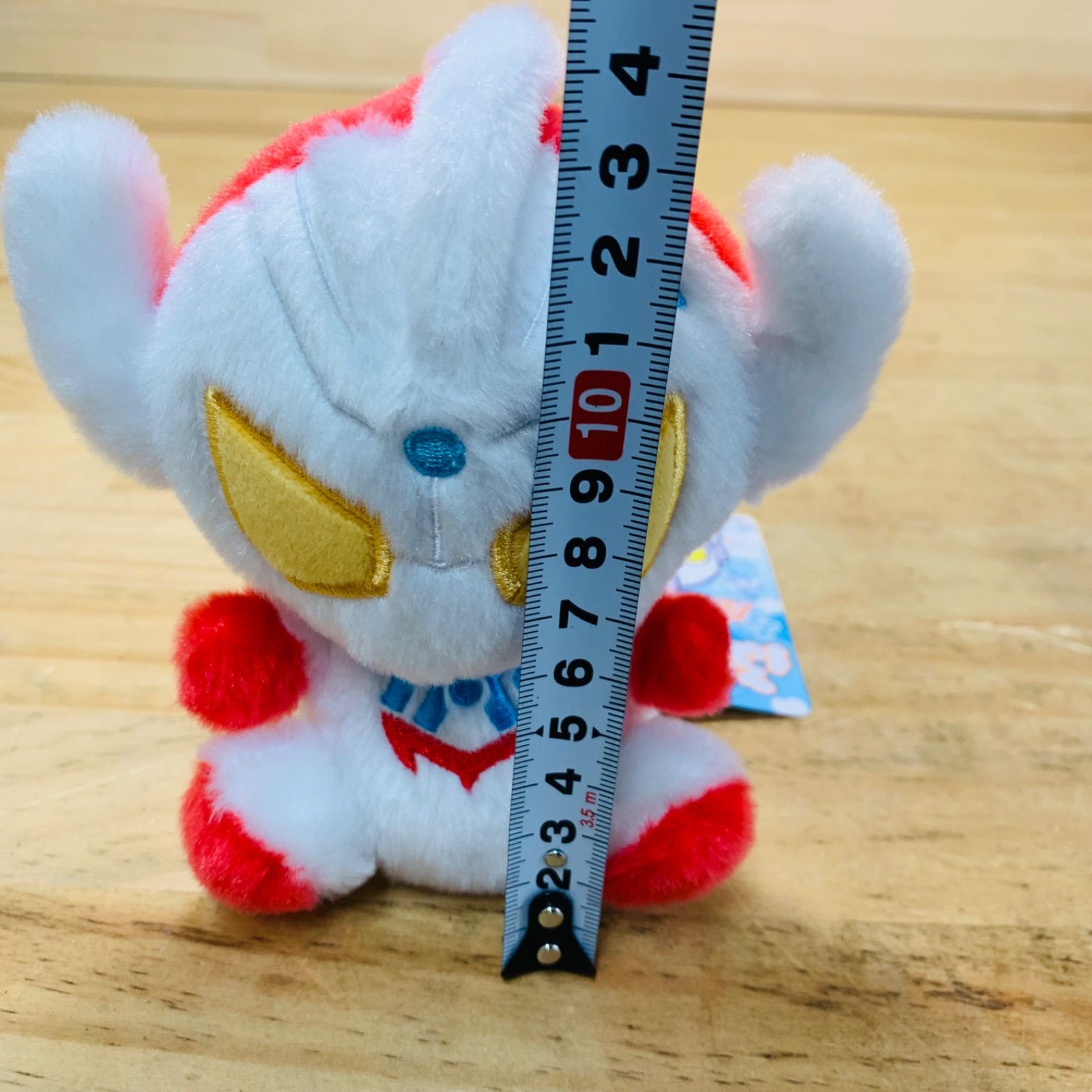 N35538-20 タグ付き ウルトラマンタイガ ふわふわお座りぬいぐるみ