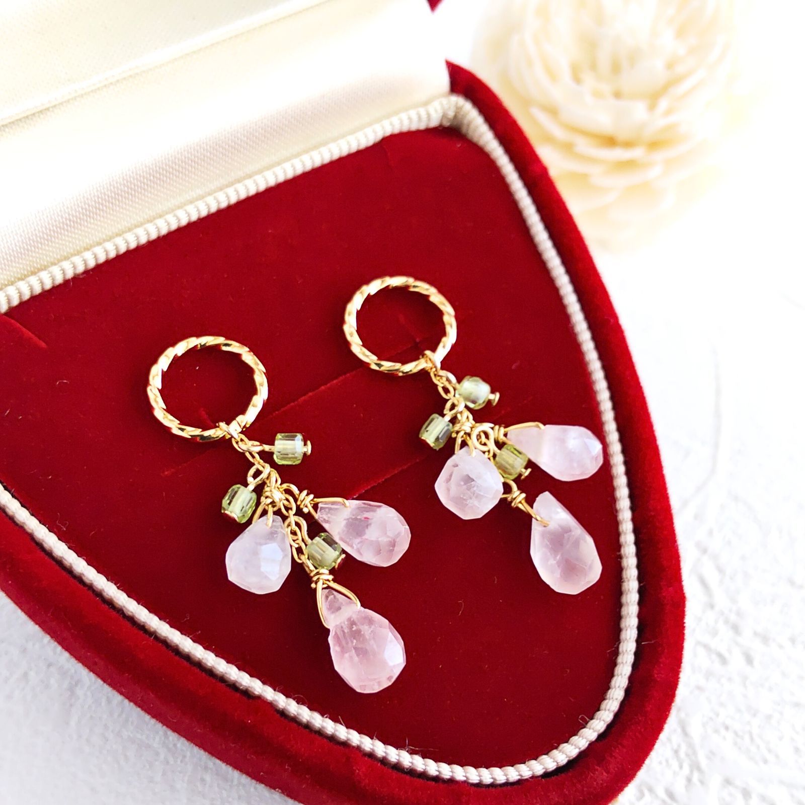 ローズクオーツ トリプレット カービングピアス ローズクオーツ トリプレット カービングピアス