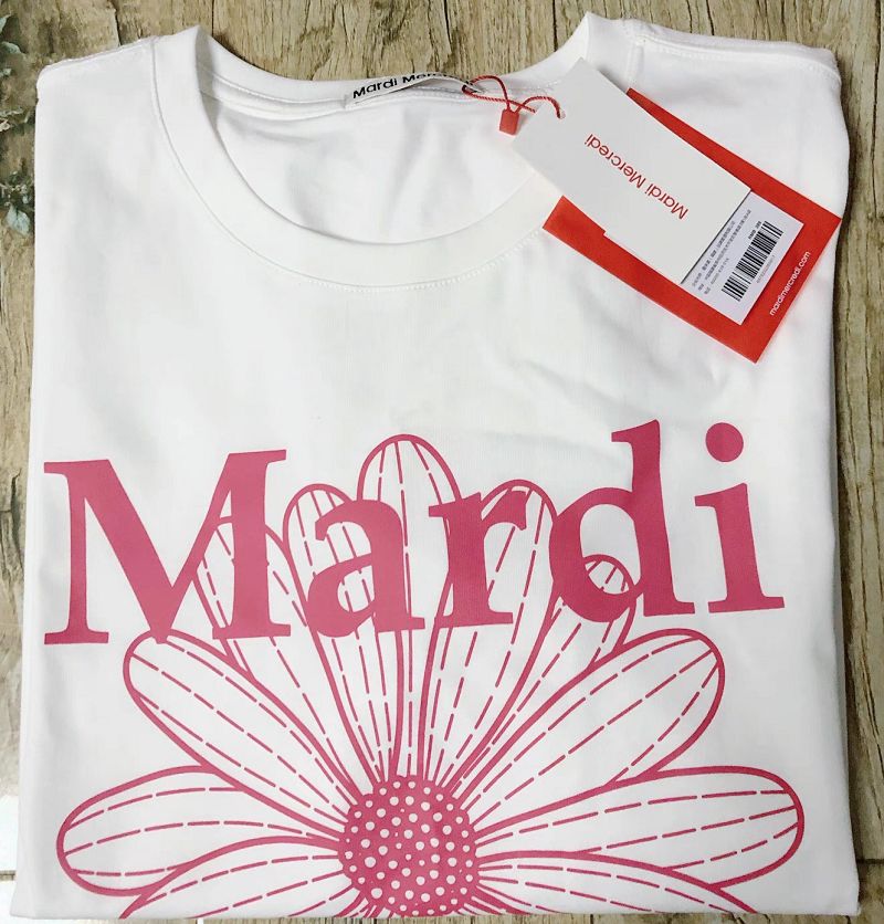 新品未使用マルディメクルディMardi Mercredi Tシャツ ピンクです