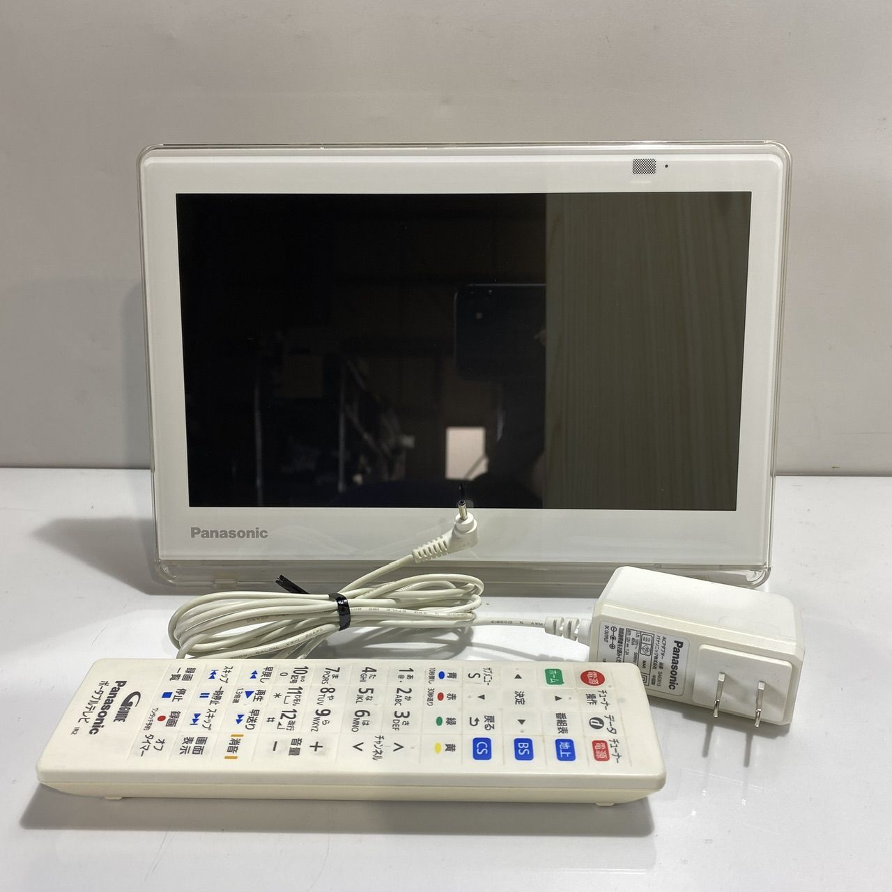 大ぶりオパールリング オーバル形 マルチカラー、Pm刻印あり、鑑定済み、