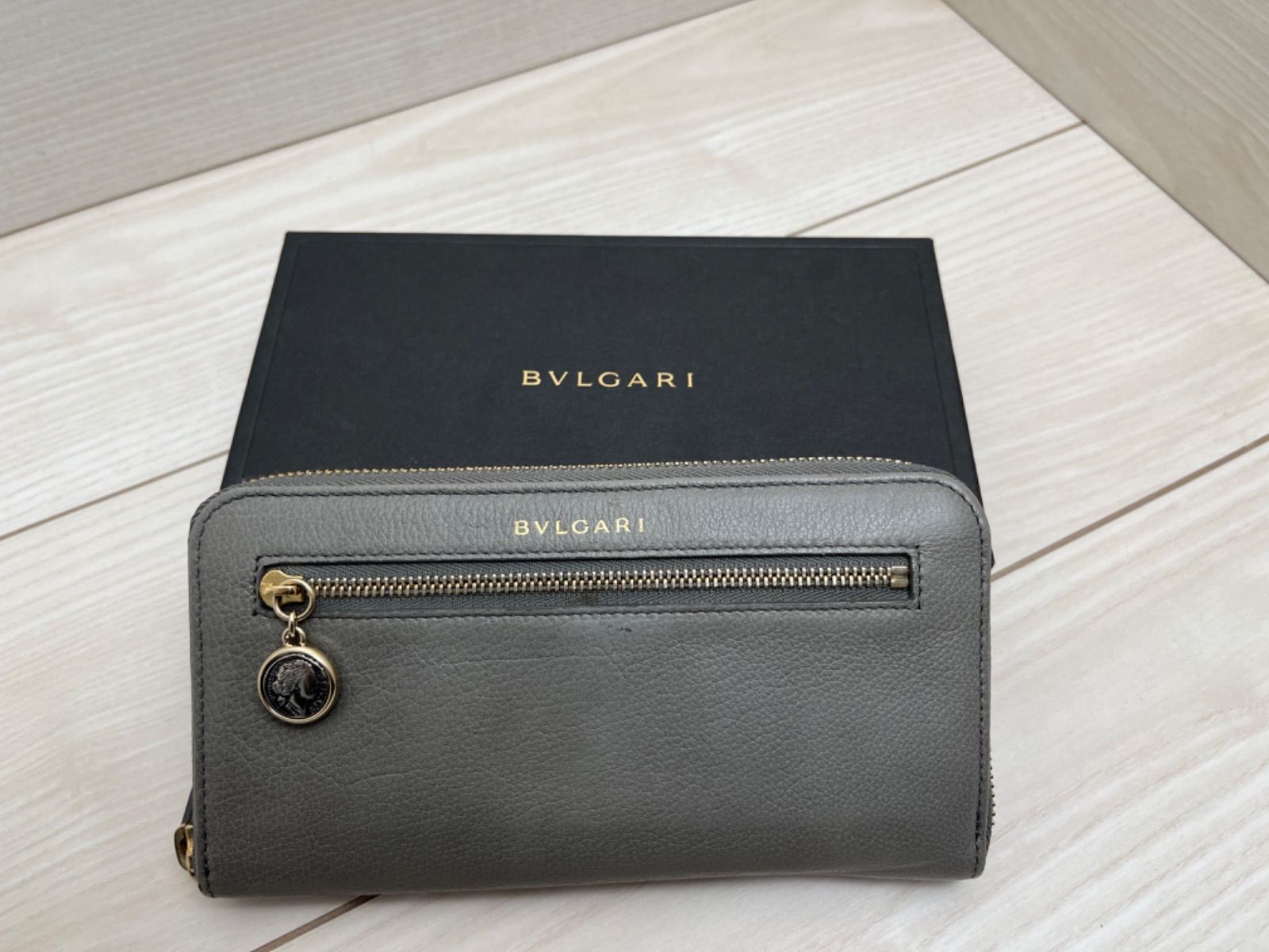 レザー【BVLGARI】ブルガリ モネーテ ラウンドファスナー 長財布 - 長財布