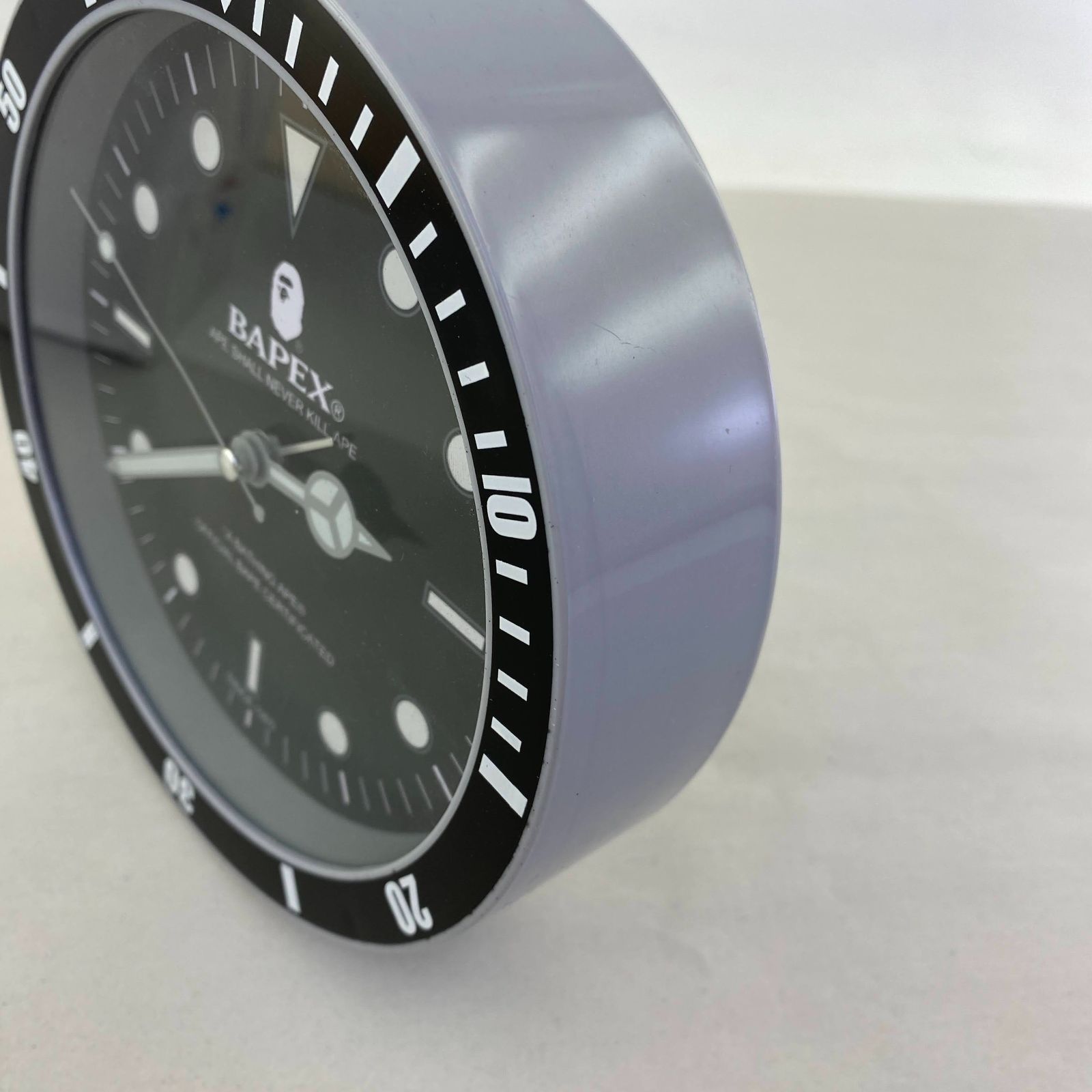 エイプ 壁掛け時計 A BATHING APE アベイシングエイプ の TYPE 4 BAPEX 